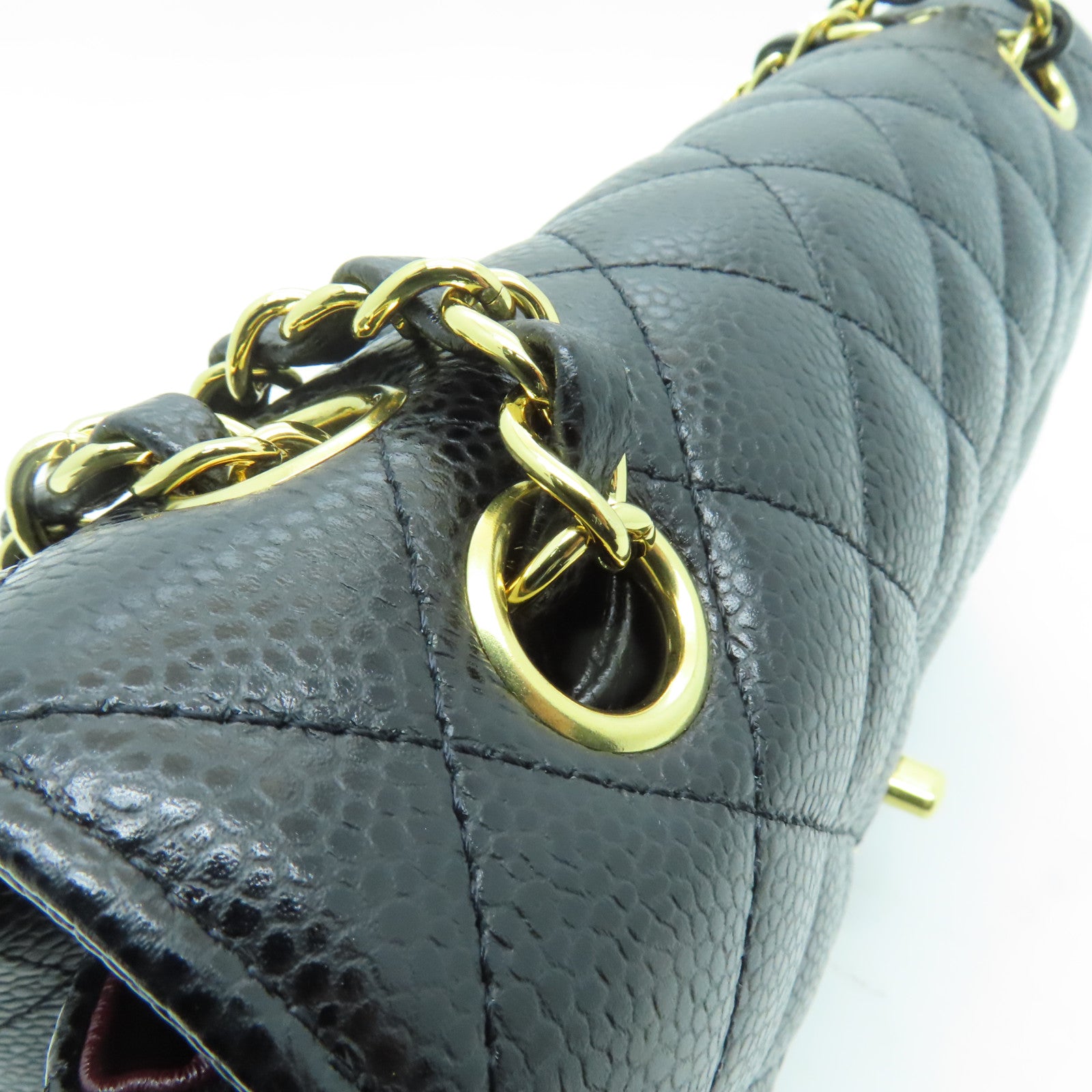 CHANEL 菱格Caviar皮革Classic 23cm金扣鏈帶肩背袋黑色
