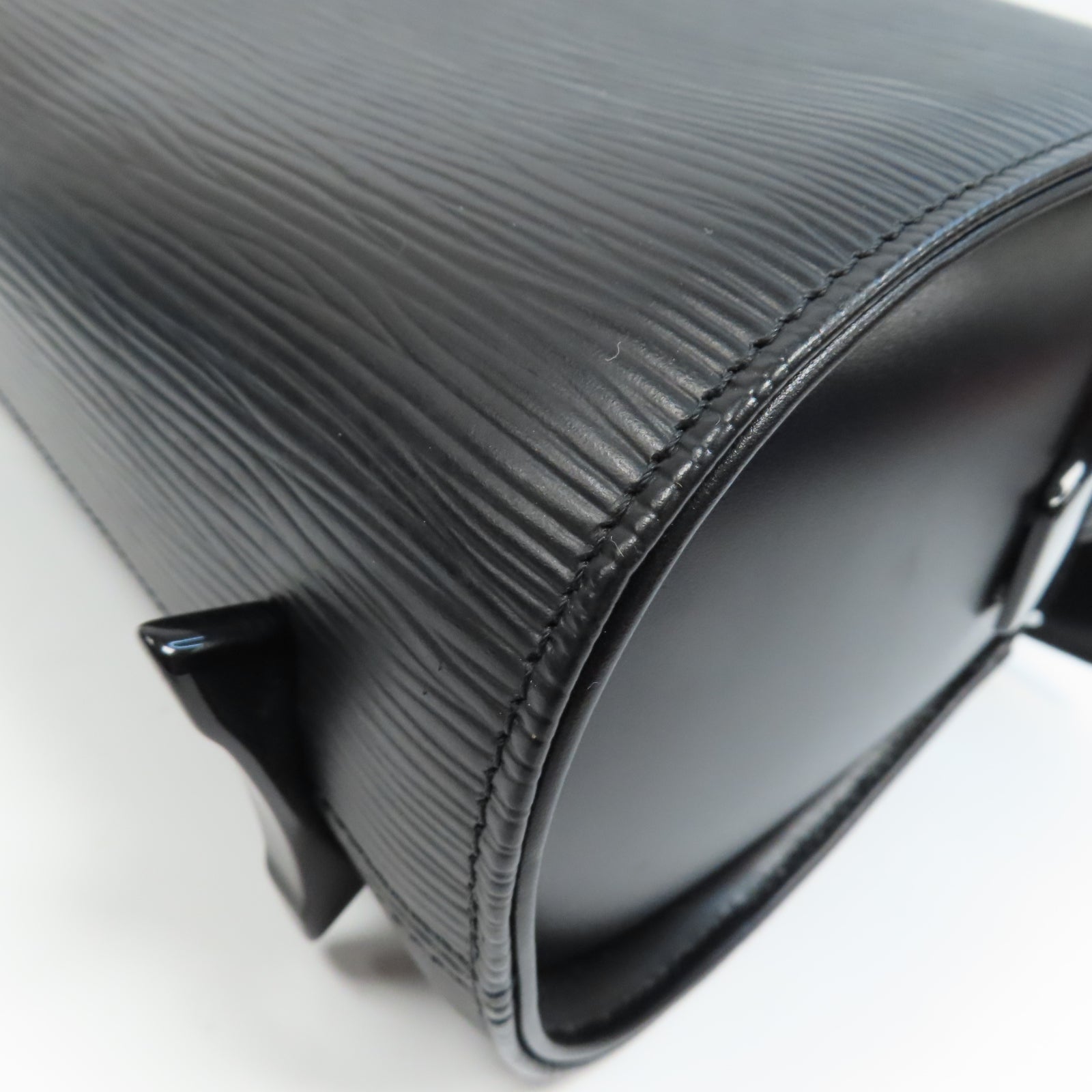 LOUIS VUITTON Epi Nocturne PM金扣肩背袋黑色