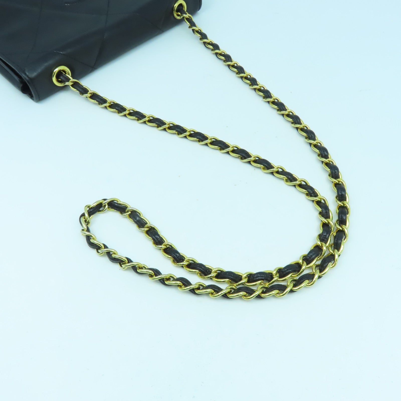 CHANEL 【激減優惠】菱格羊皮皮革Vintage Mini Diamond金扣肩背袋黑色