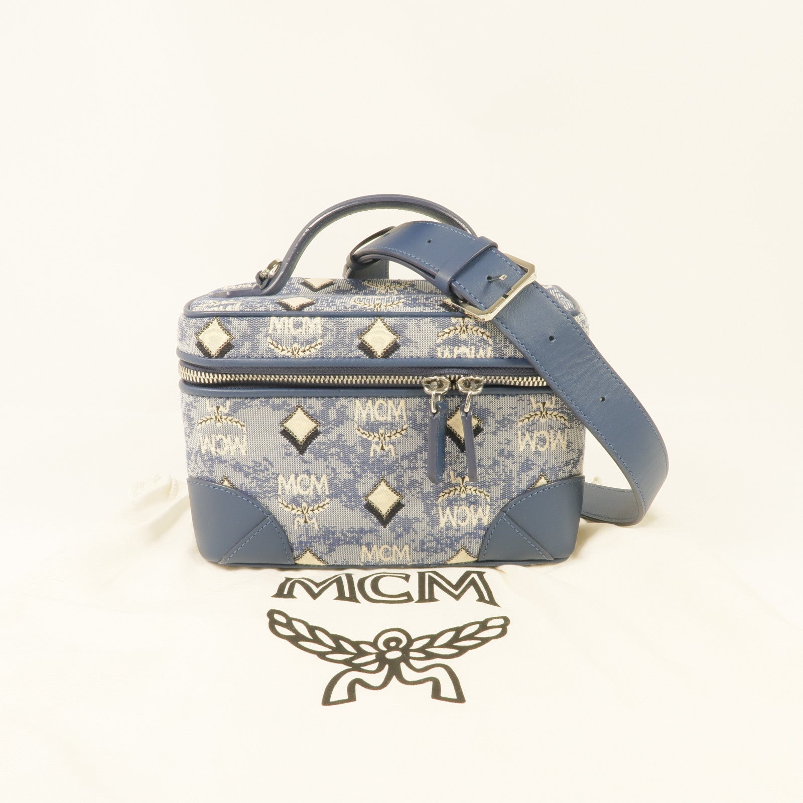 MCM 帆布Vanity Case銀扣手挽肩背兩用袋