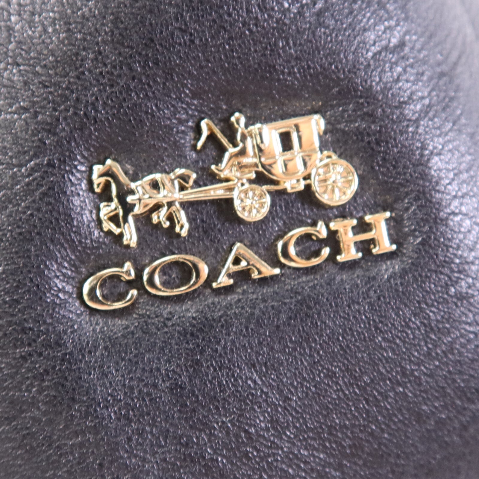 COACH 牛皮皮革Madison Gathered金扣肩背袋