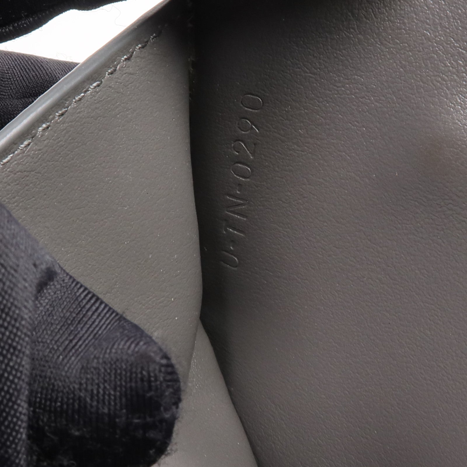 CELINE 牛皮皮革Wallet金扣錢包