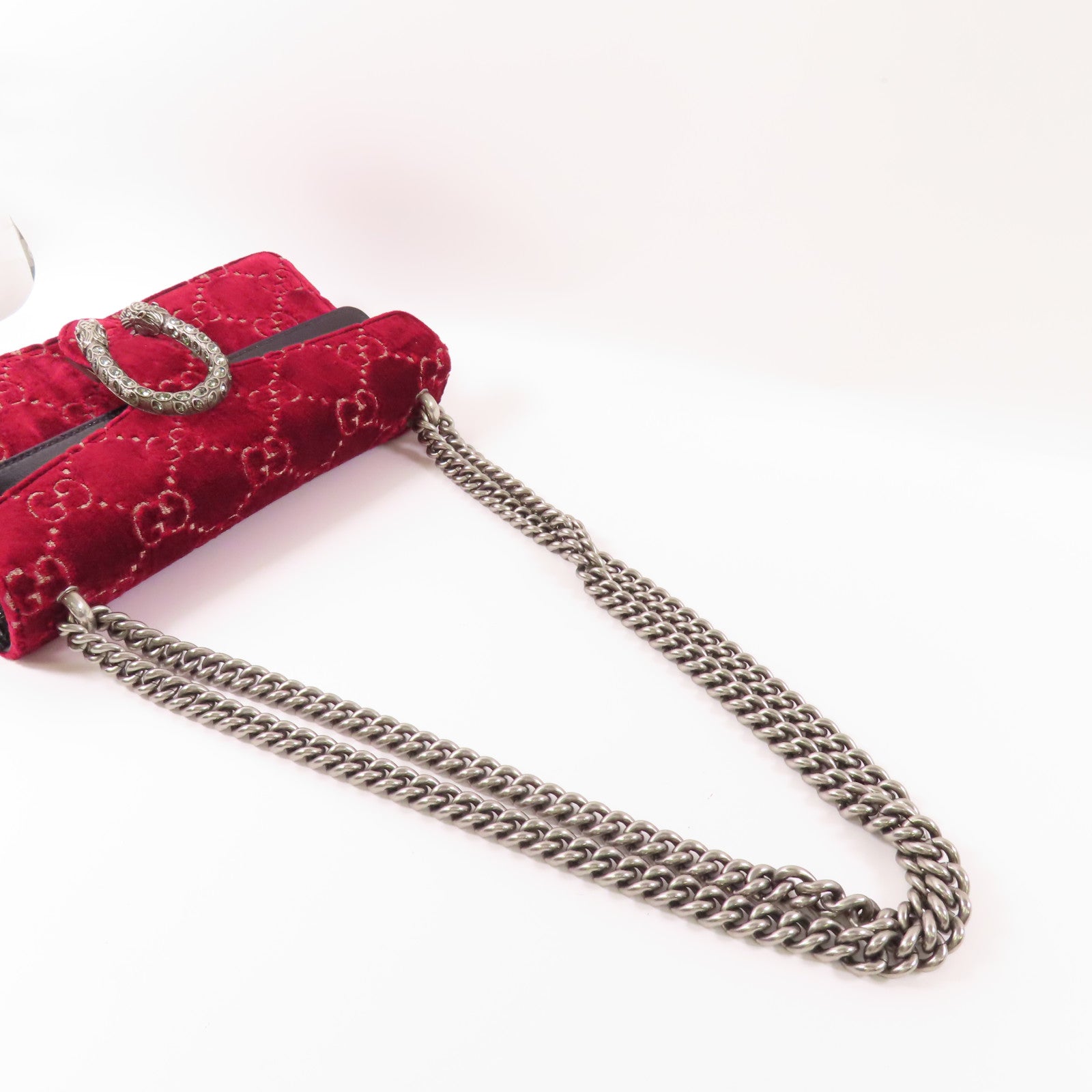 GUCCI 天鵝絨Dionysus GG銀扣鏈帶肩背袋