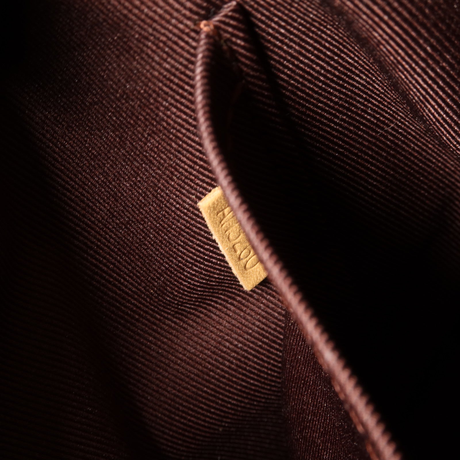 LOUIS VUITTON Monogram Odeon PM金扣肩背袋