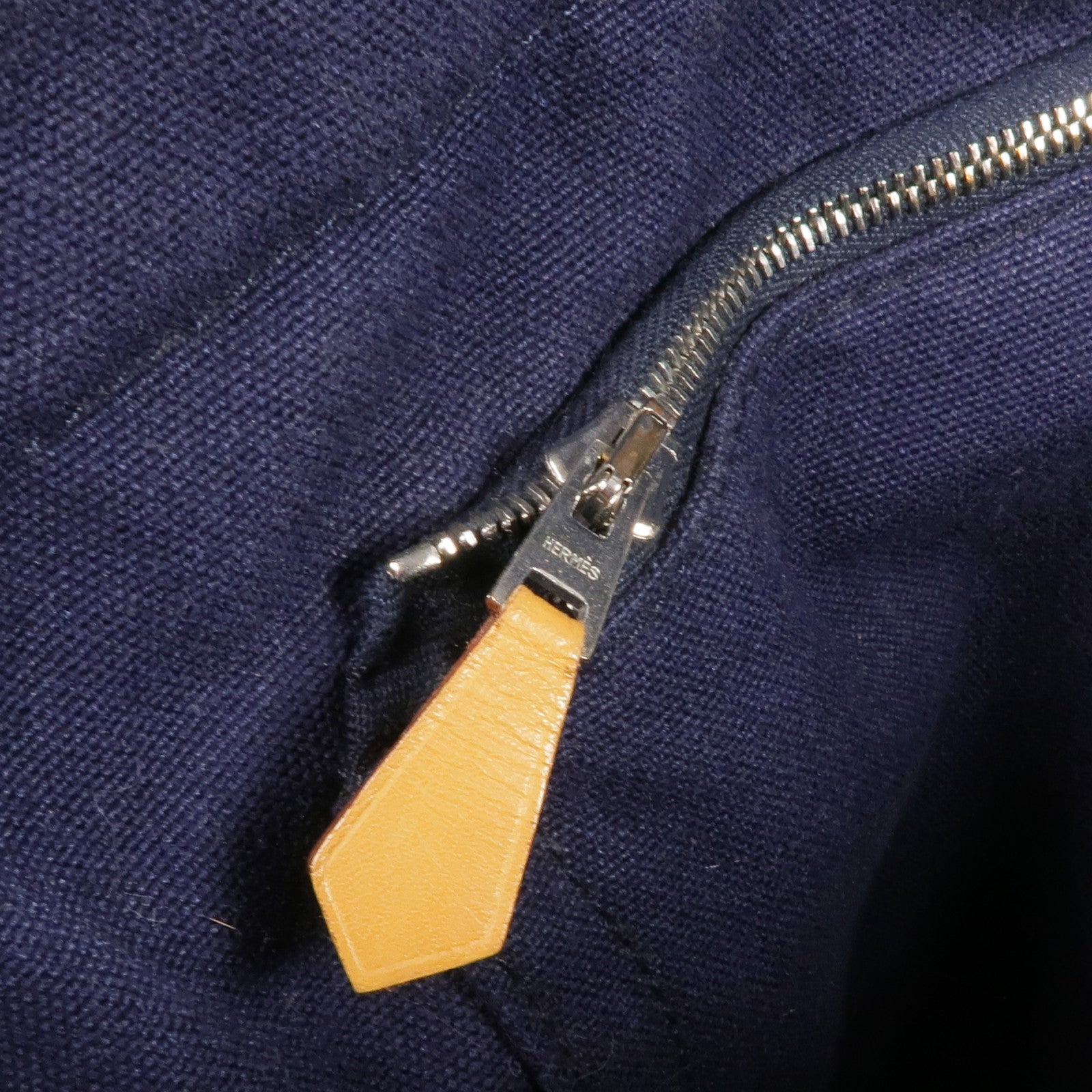 HERMES 帆布Herline MM銀扣手挽袋