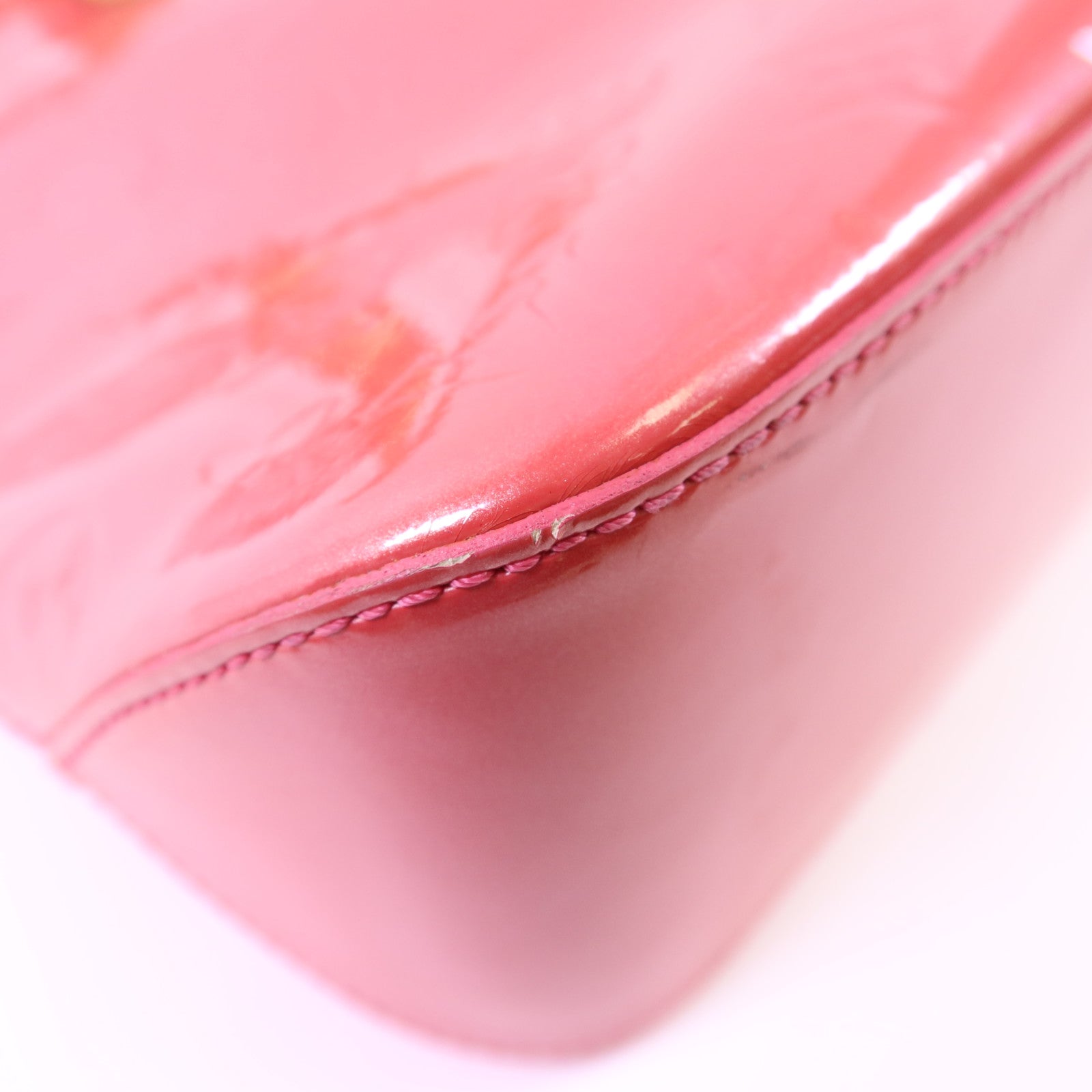 LOUIS VUITTON Vernis Brentwood金扣肩背袋