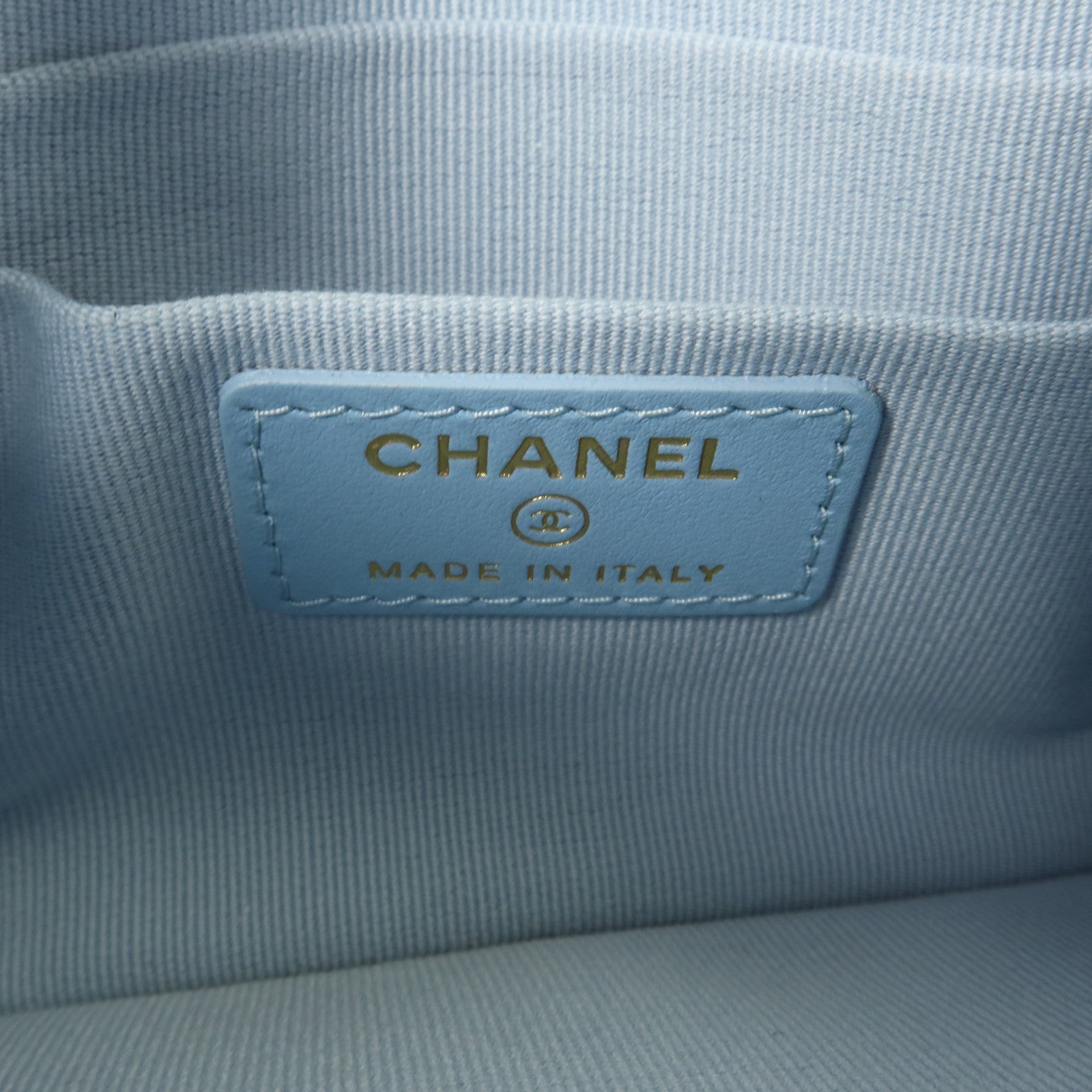 CHANEL 牛皮皮革Pouch小袋