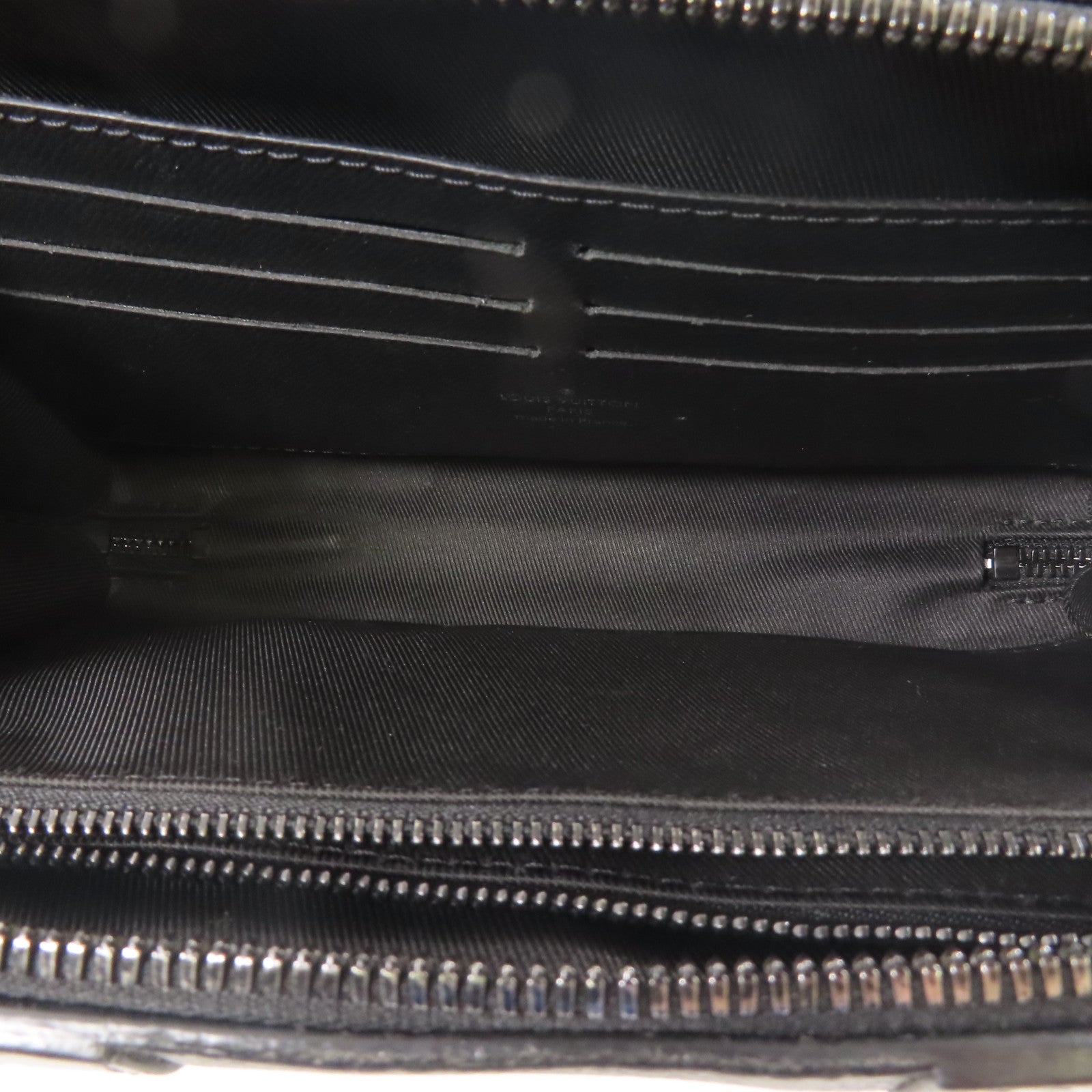 LOUIS VUITTON Monogram Eclipse Soft Trunk Wallet肩背袋