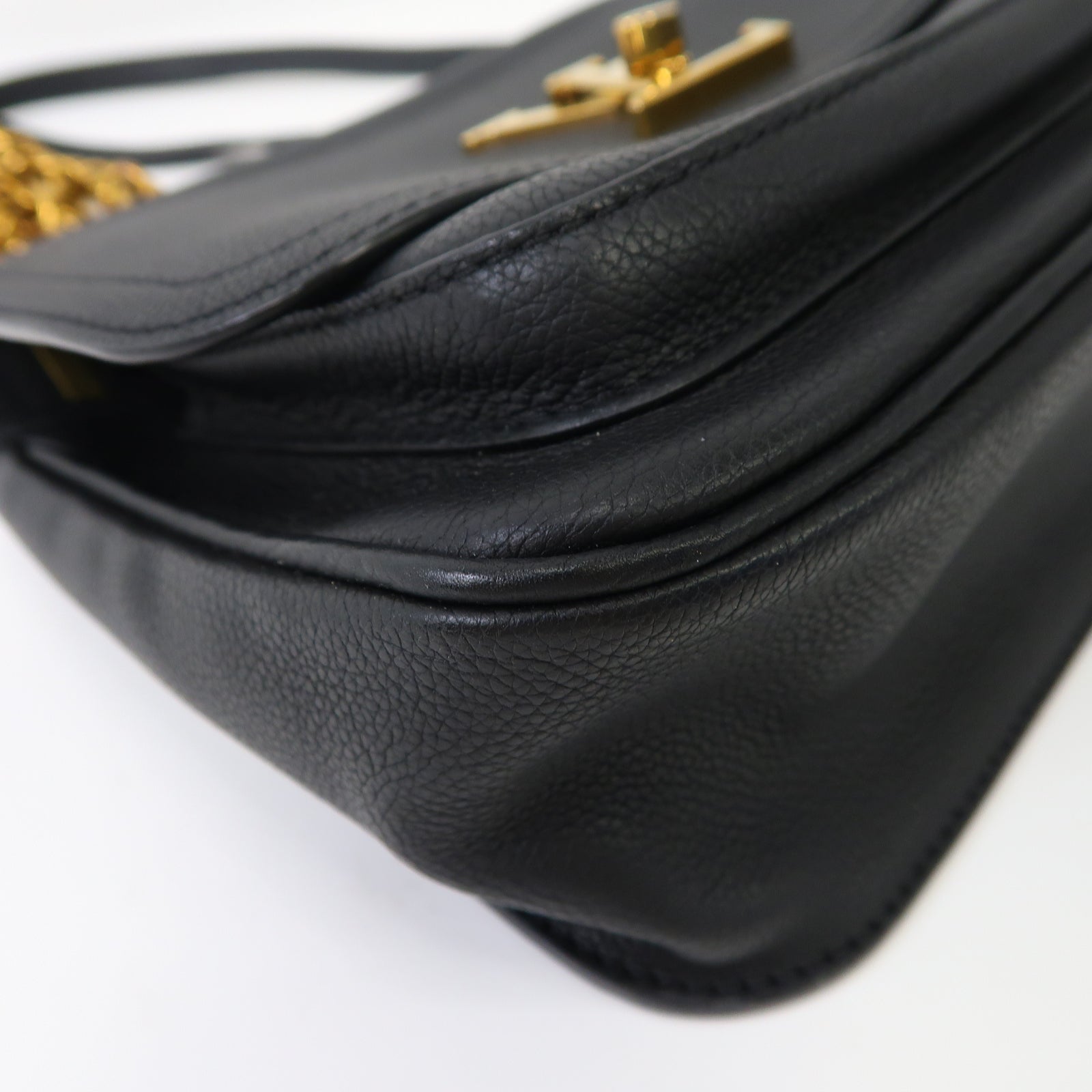 LOUIS VUITTON 牛皮皮革Lock Me金扣鏈帶肩背袋黑色
