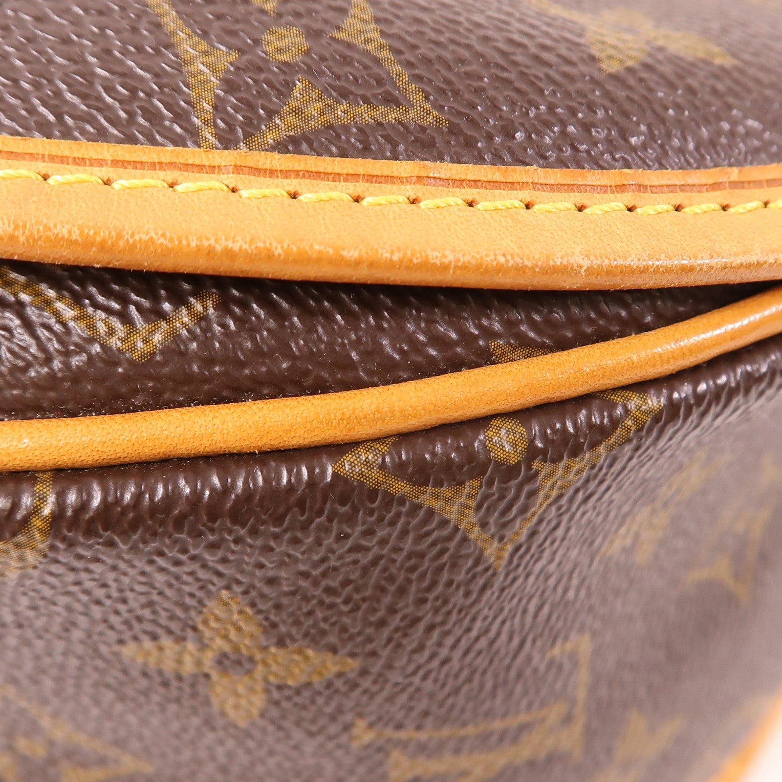 LOUIS VUITTON LV GHW Menilmontant MM Shoulder Bag M40473 Monogram Brown