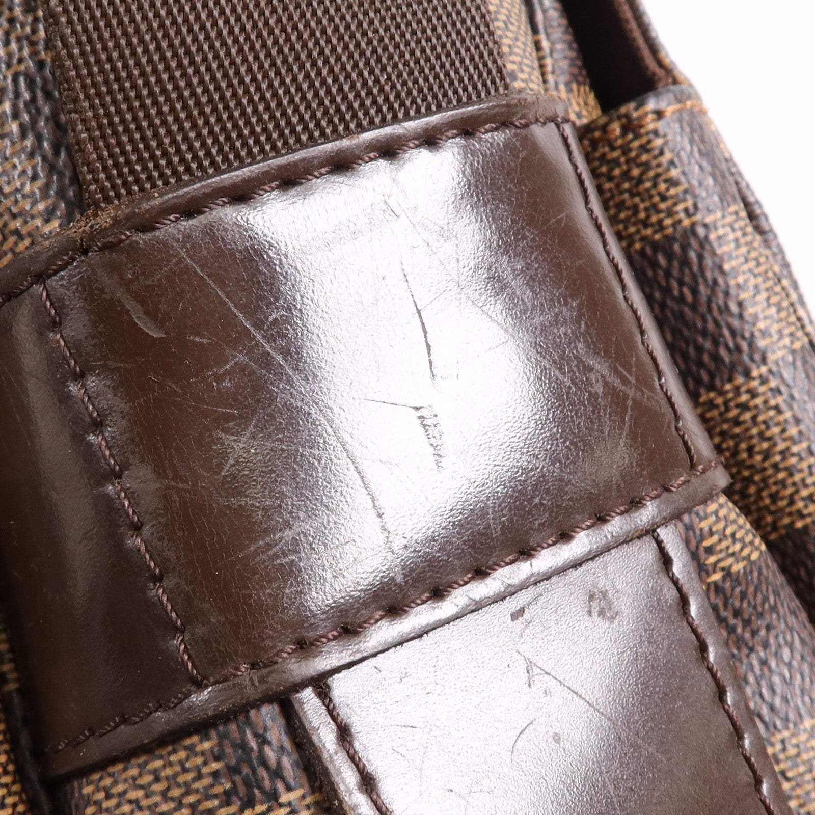LOUIS VUITTON Damier Naviglio金扣肩背袋