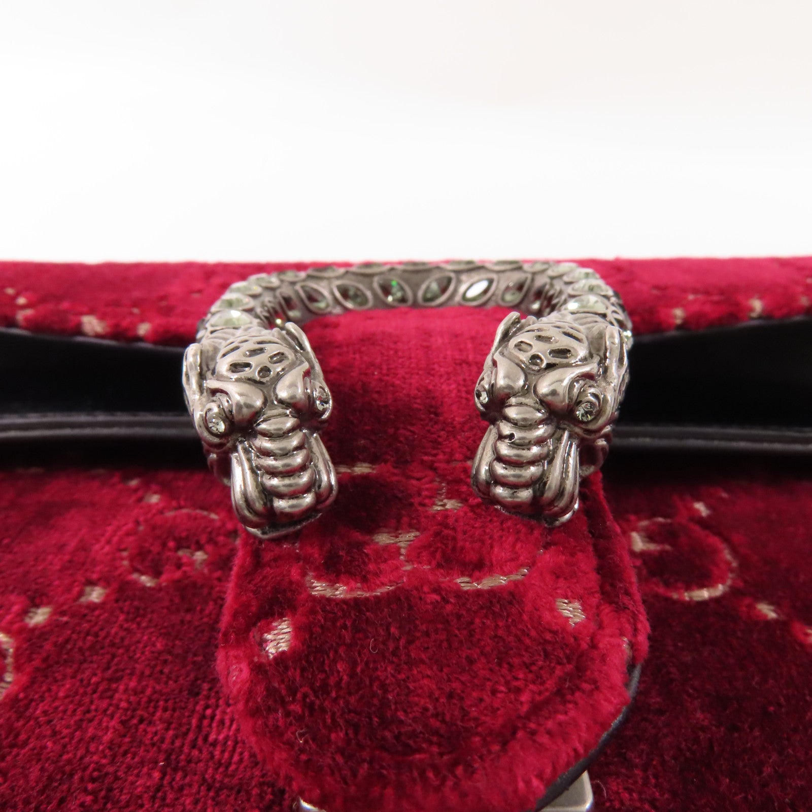 GUCCI 天鵝絨Dionysus GG銀扣鏈帶肩背袋