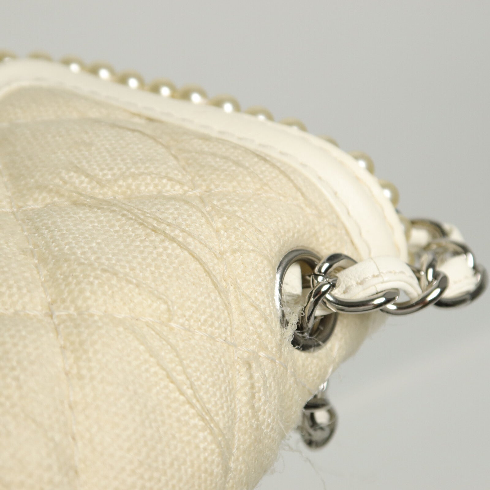 CHANEL 帆布Chain Shoulder Bag鏈帶肩背袋