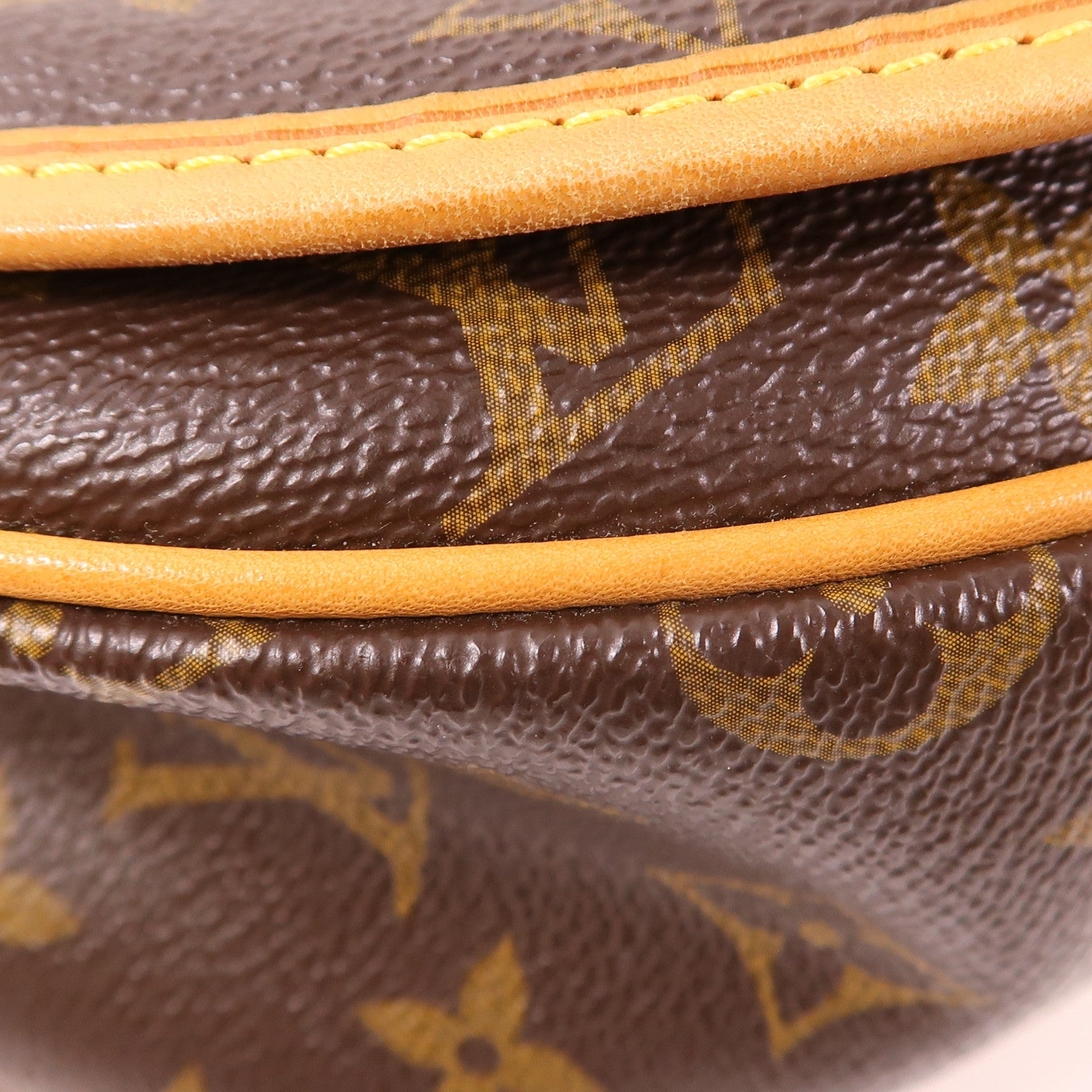 LOUIS VUITTON LV GHW Menilmontant MM Shoulder Bag M40473 Monogram Brown