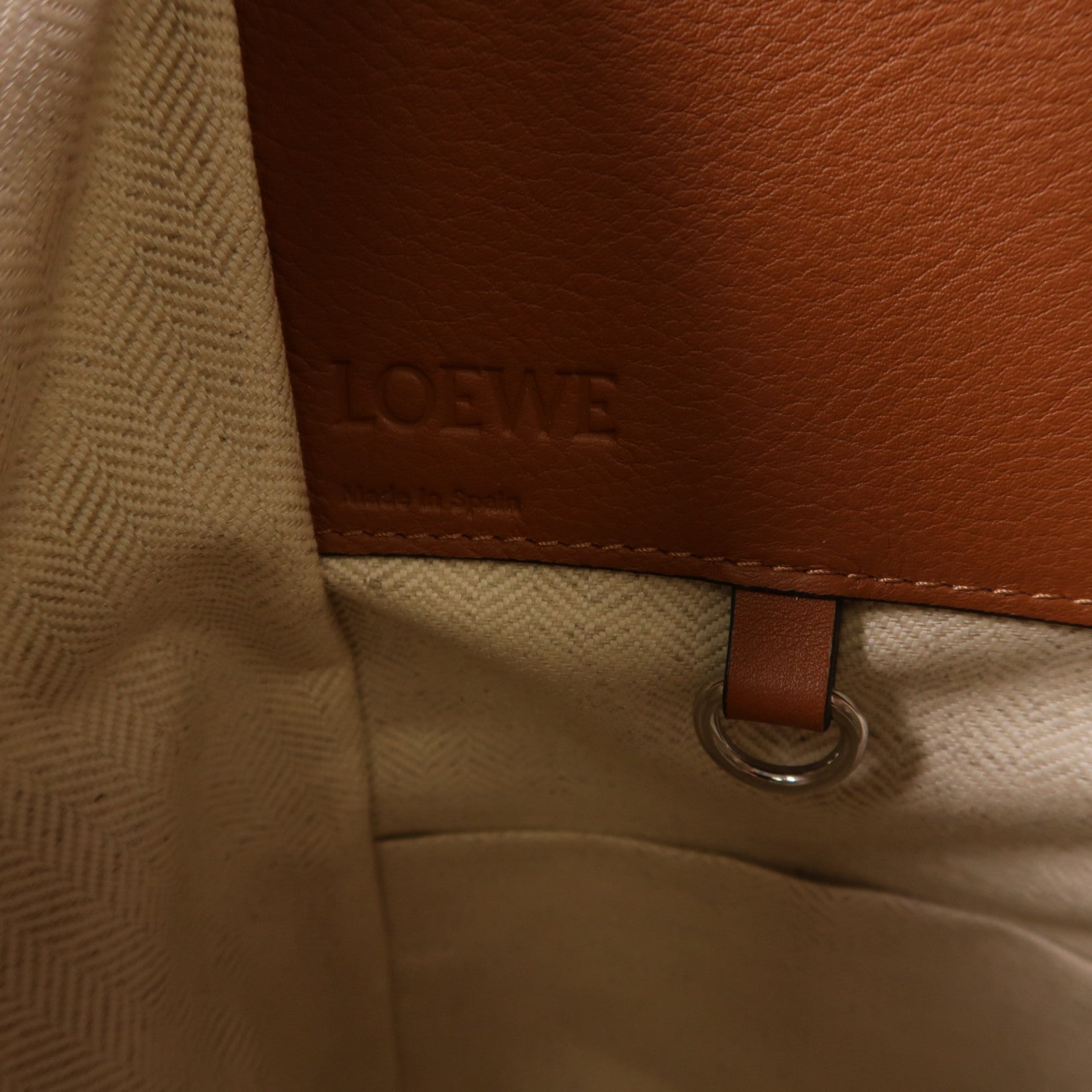 LOEWE 帆布/皮革Hammock銀扣肩背袋