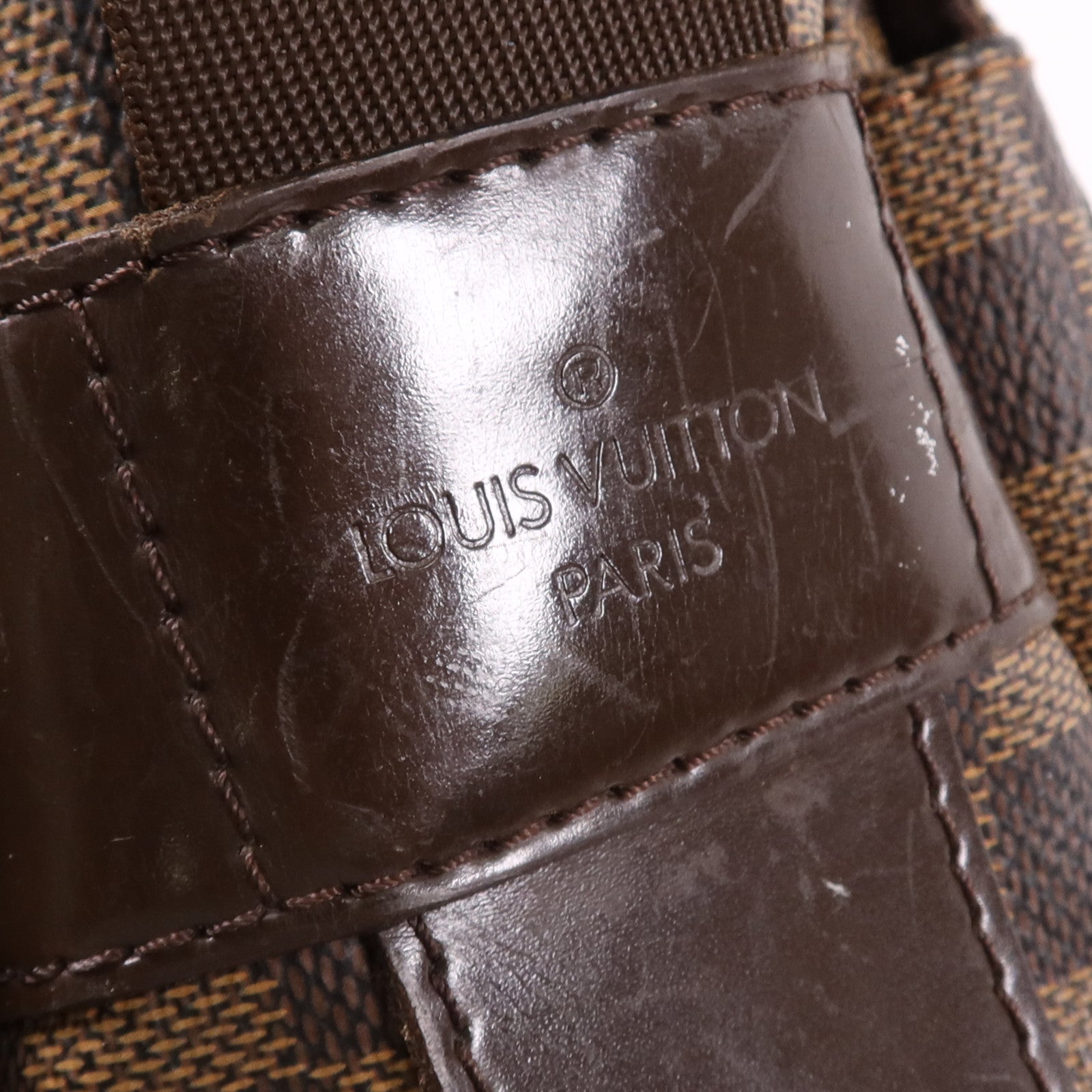 LOUIS VUITTON Damier Naviglio金扣肩背袋