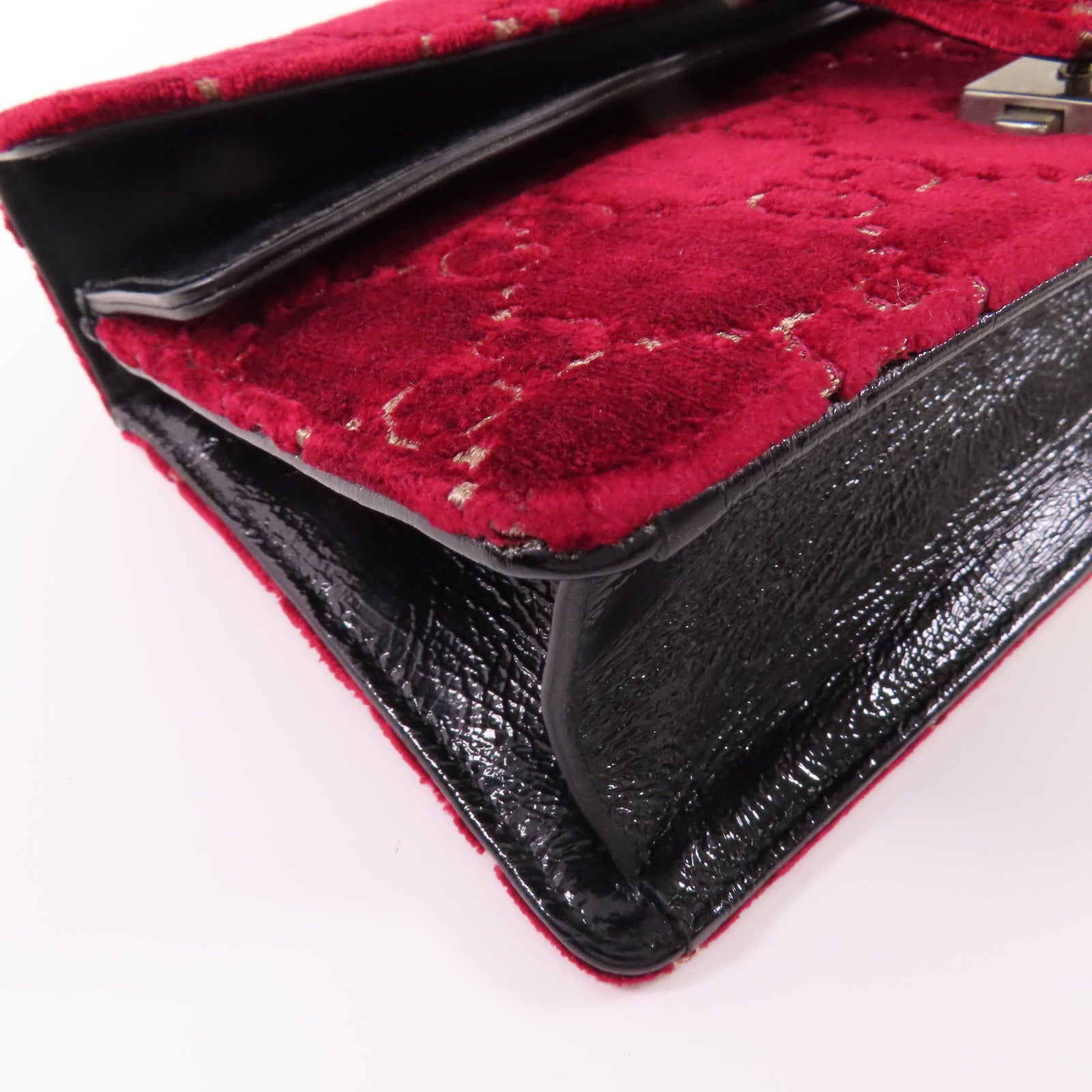 GUCCI 天鵝絨Dionysus GG銀扣鏈帶肩背袋