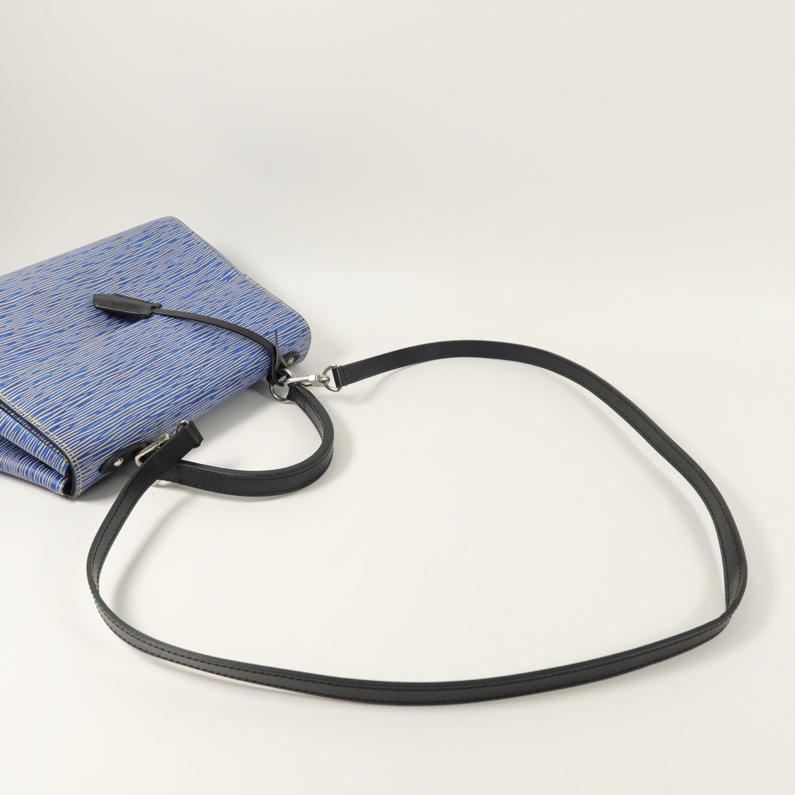 LOUIS VUITTON Epi Cluny BB手挽肩背兩用袋
