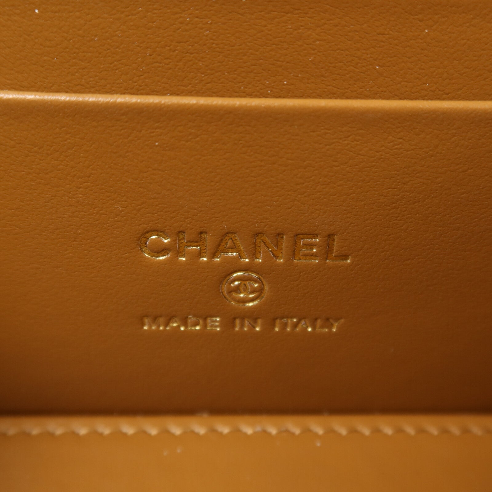 CHANEL 牛皮皮革Vanity Case金扣鏈帶手挽肩背兩用袋