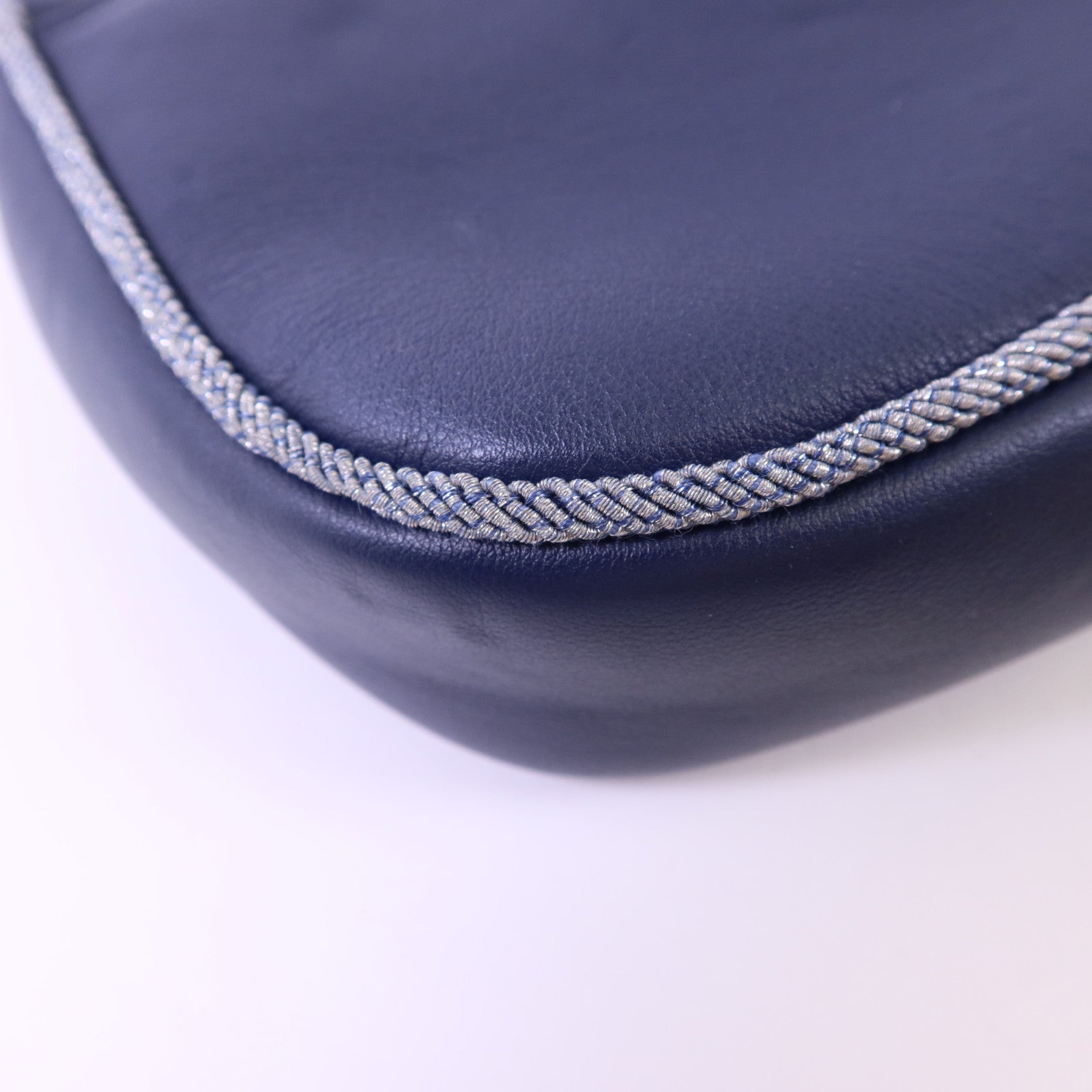 CHANEL 【激減優惠】羊皮皮革Chain Shoulder Bag銀扣鏈帶肩背袋