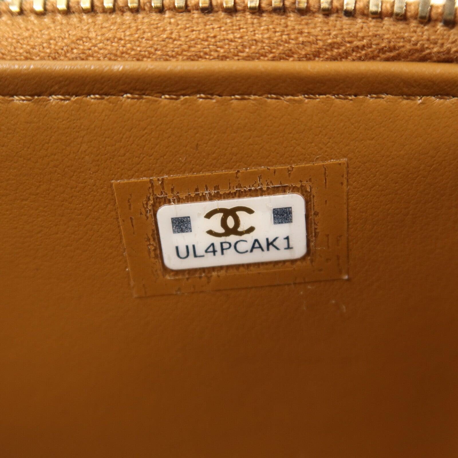 CHANEL 牛皮皮革Vanity Case金扣鏈帶手挽肩背兩用袋
