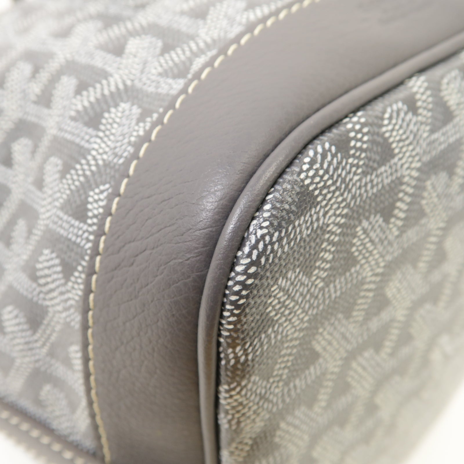 GOYARD 塗層帆布/皮革Bucket Bag銀扣肩背袋灰色