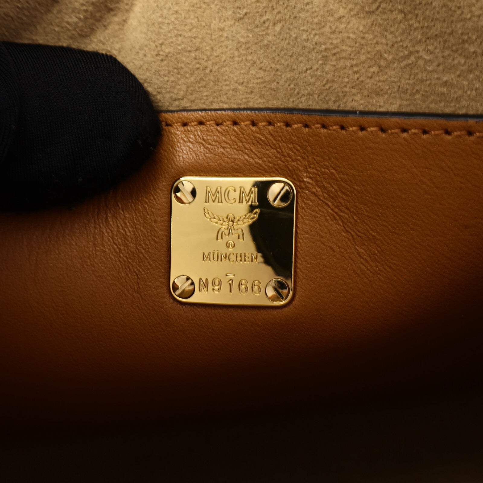 MCM 塗層帆布Shoulder Bag肩背袋