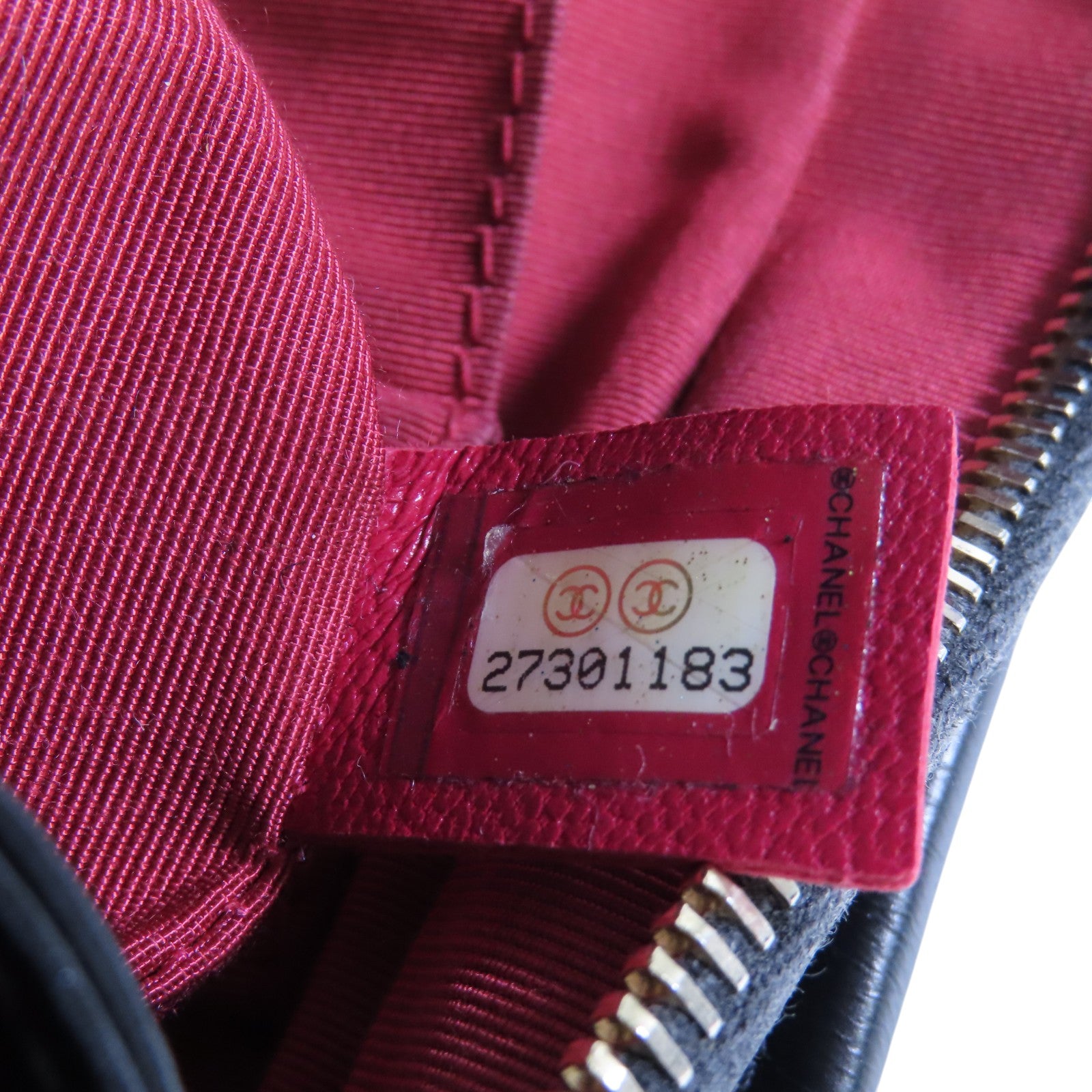 CHANEL 牛皮皮革Gabrielle Small金扣鏈帶肩背袋