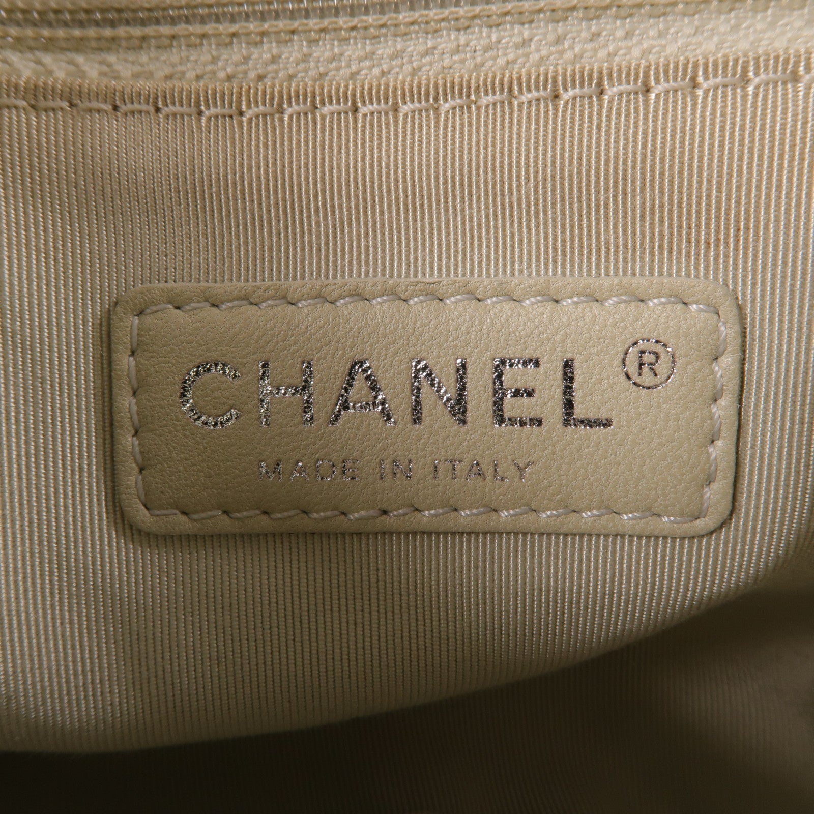 CHANEL 牛皮皮革Shoulder Bag銀扣鏈帶肩背袋
