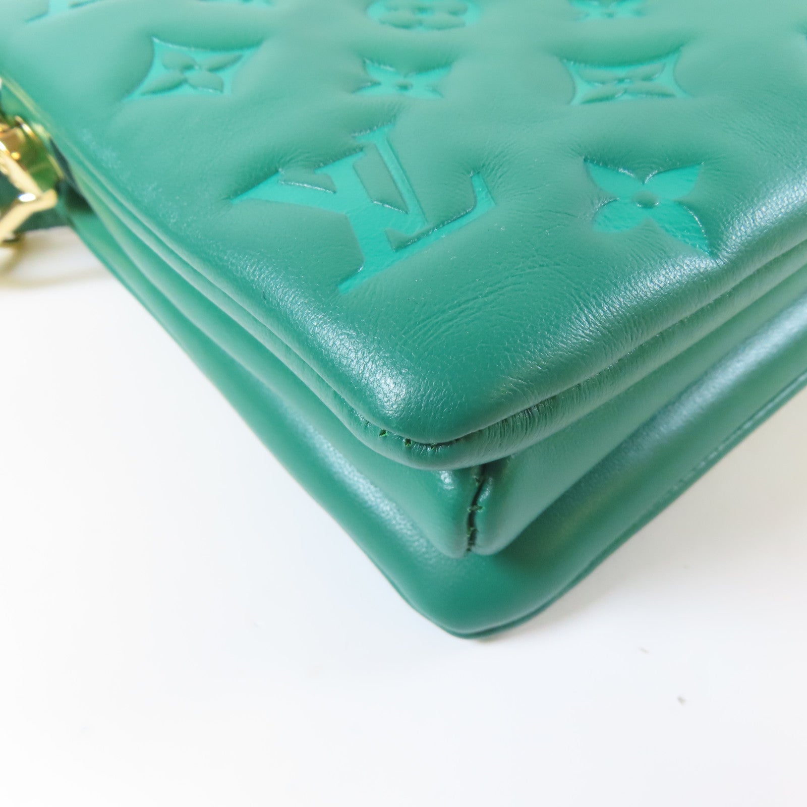 LOUIS VUITTON 【激減優惠】羊皮皮革Coussin BB金扣手挽肩背兩用袋綠色