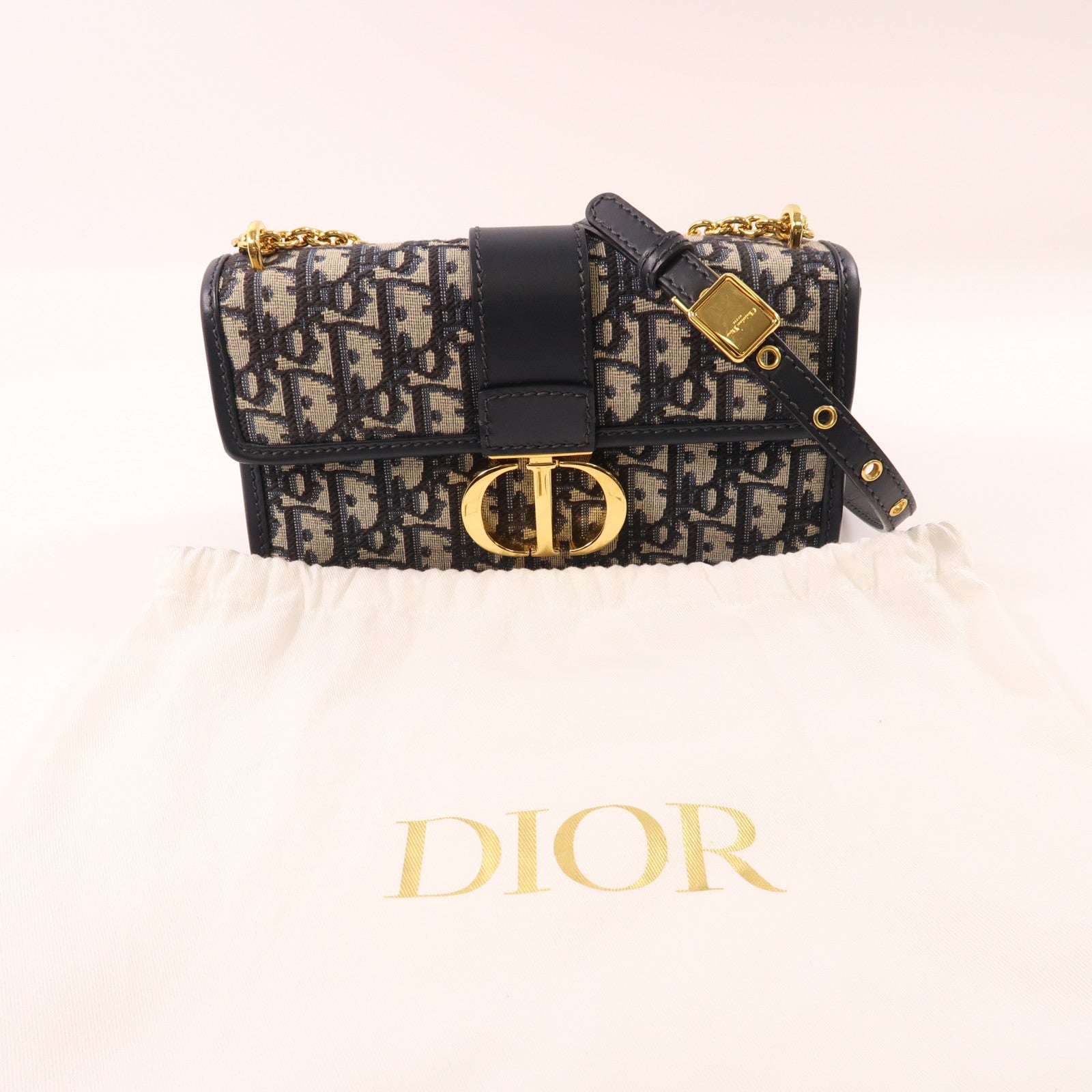 Dior 帆布30 Montaigne金扣鏈帶肩背袋