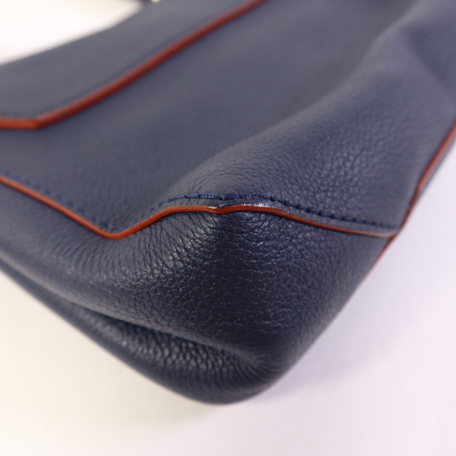 LOUIS VUITTON 牛皮皮革Lockme II BB銀扣手挽肩背兩用袋藍色