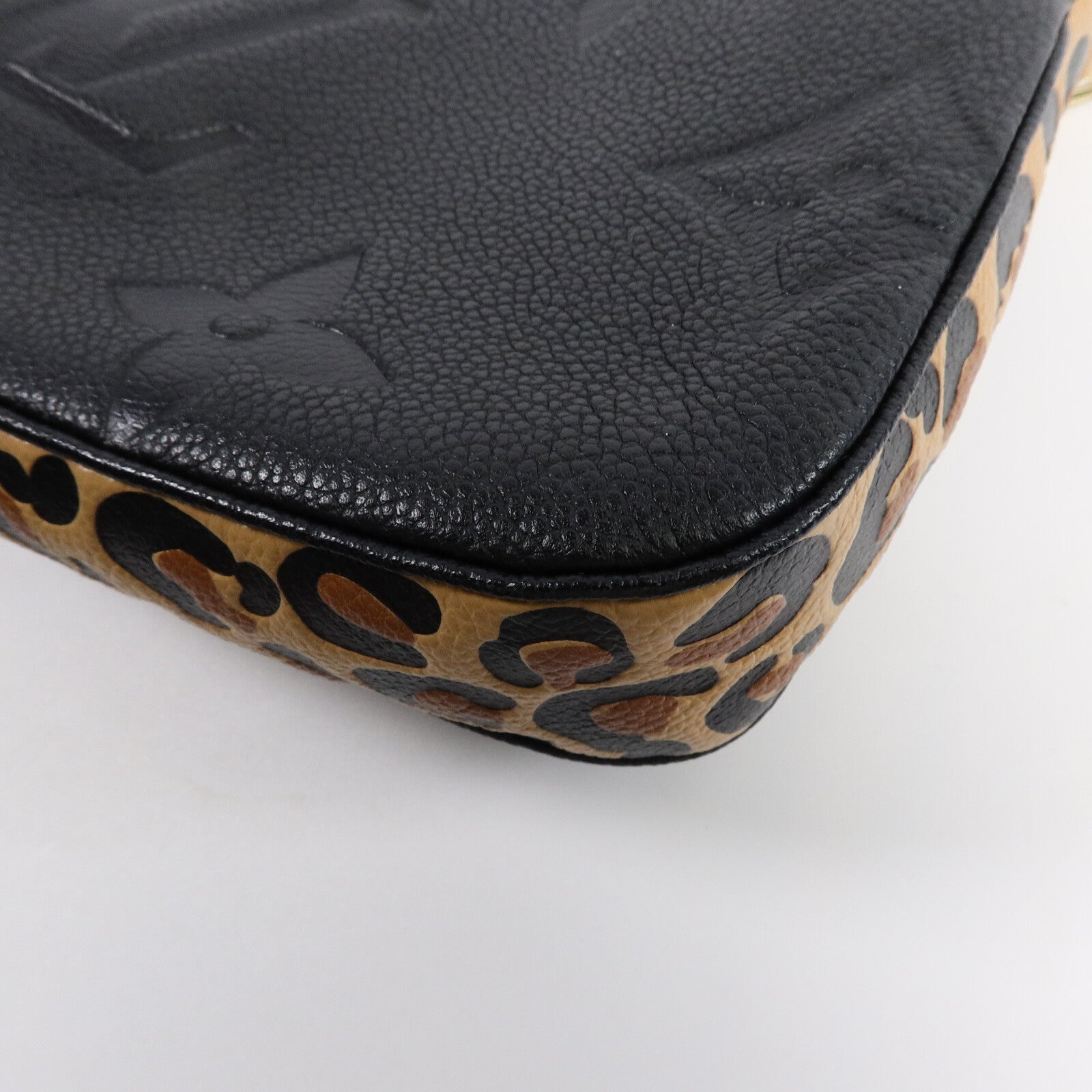 LOUIS VUITTON Monogram Empreinte Wild At Heart Multi Pochette Accessories肩背袋