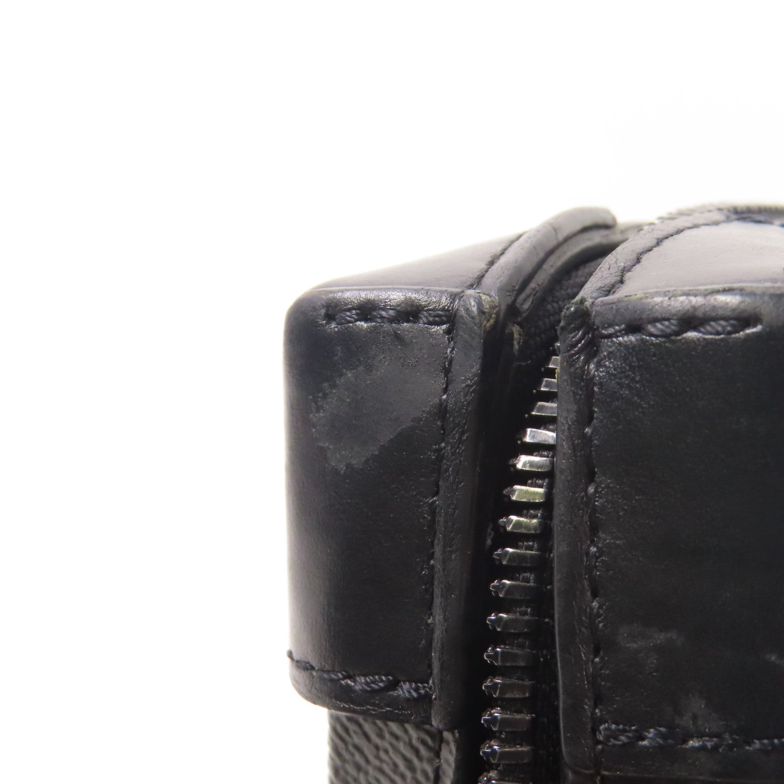 LOUIS VUITTON Monogram Eclipse Soft Trunk Wallet肩背袋