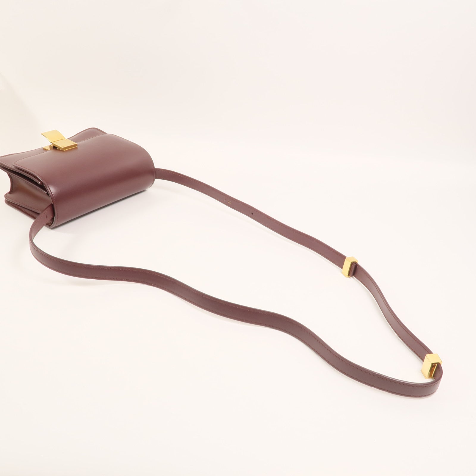 CELINE 【激減優惠】牛皮皮革Mini Classic Box肩背袋
