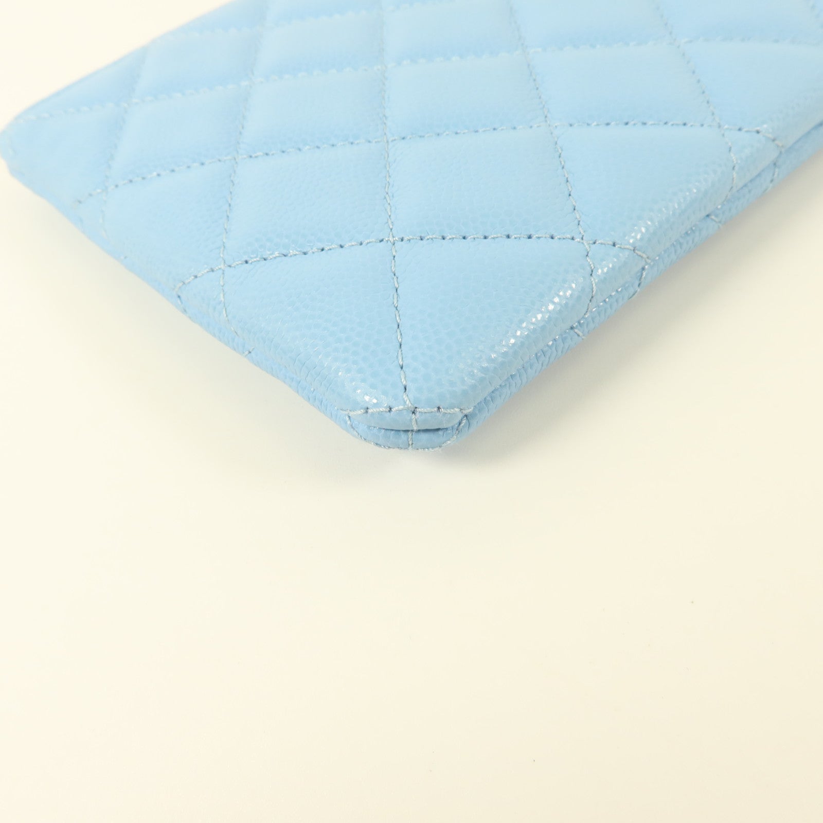 CHANEL 牛皮皮革Pouch小袋
