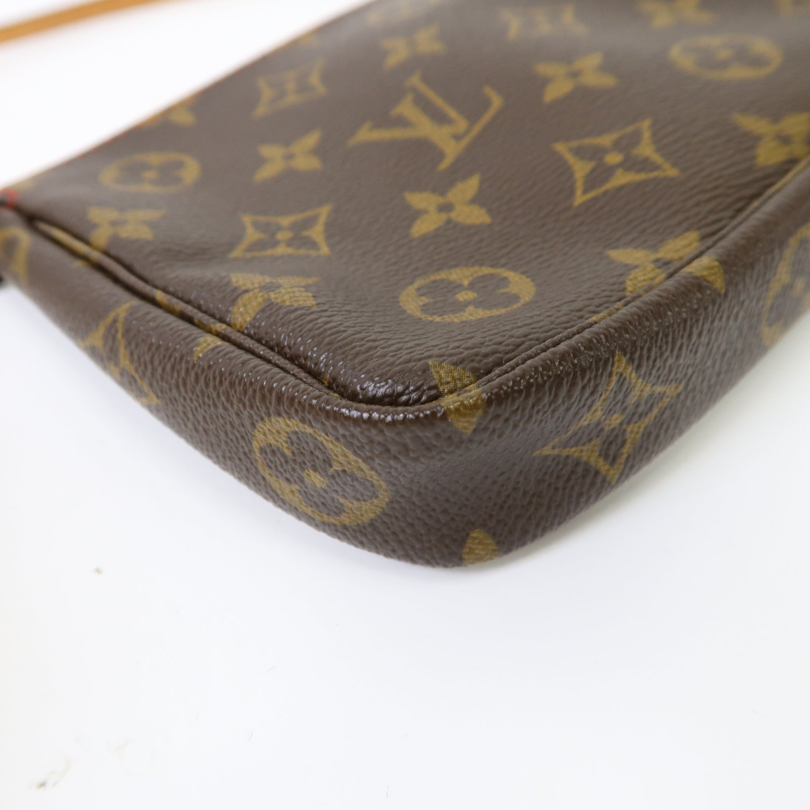 LOUIS VUITTON LOUIS VUITTON Monogram Pochette Accessories金扣手挽袋啡色