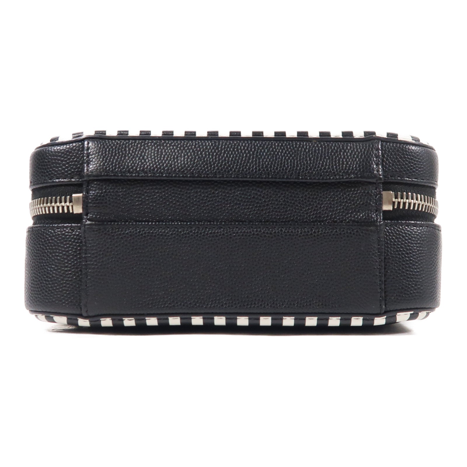 CHANEL 牛皮皮革Filigree Vanity Case銀扣手挽肩背兩用袋