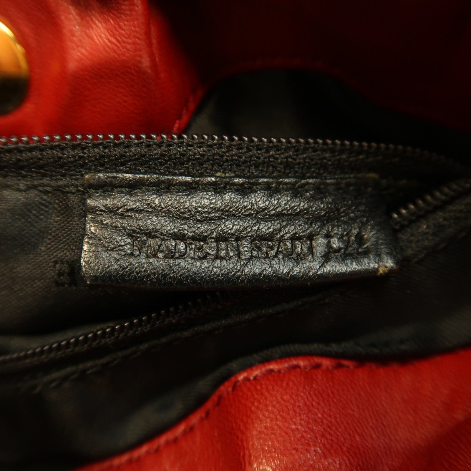 LOEWE 羊皮皮革Hand Bag金扣手挽袋紅色