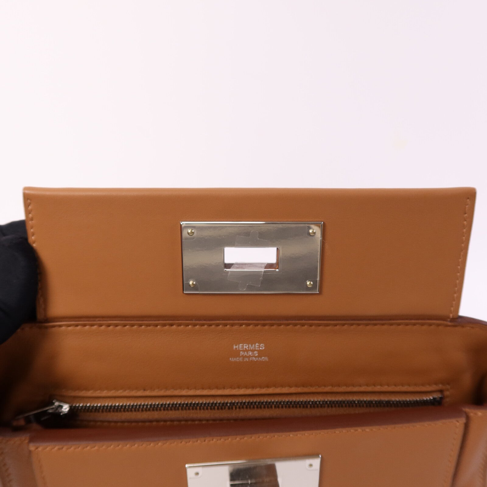 HERMES Swift皮革24/24 Mini銀扣肩背袋Gold
