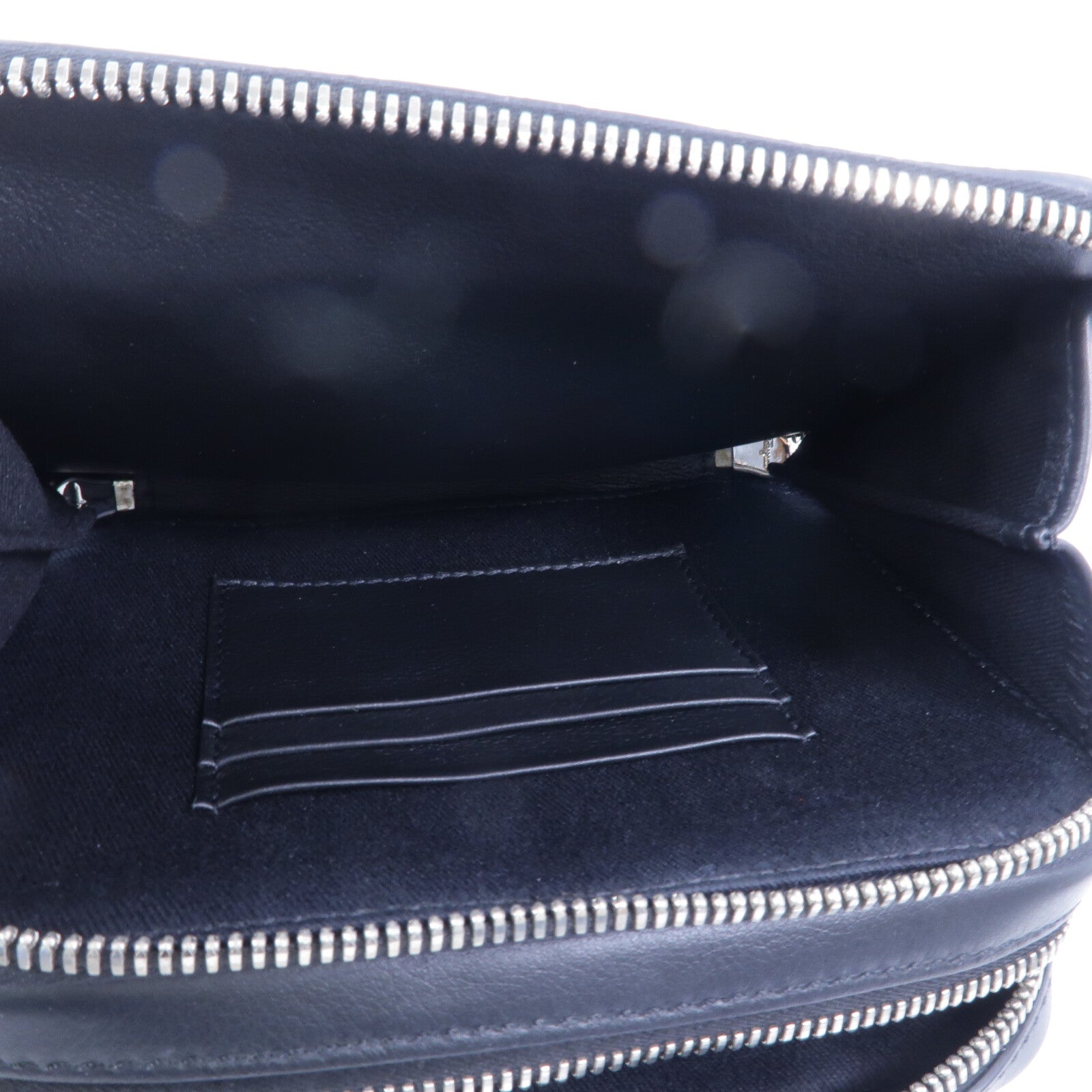 Salvatore Ferragamo 牛皮皮革Gancini肩背袋