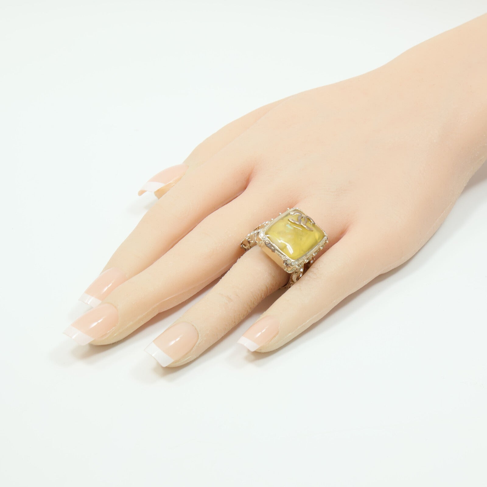 CHANEL 金屬/水鑽/樹脂Vanity Gripoix Ring戒指