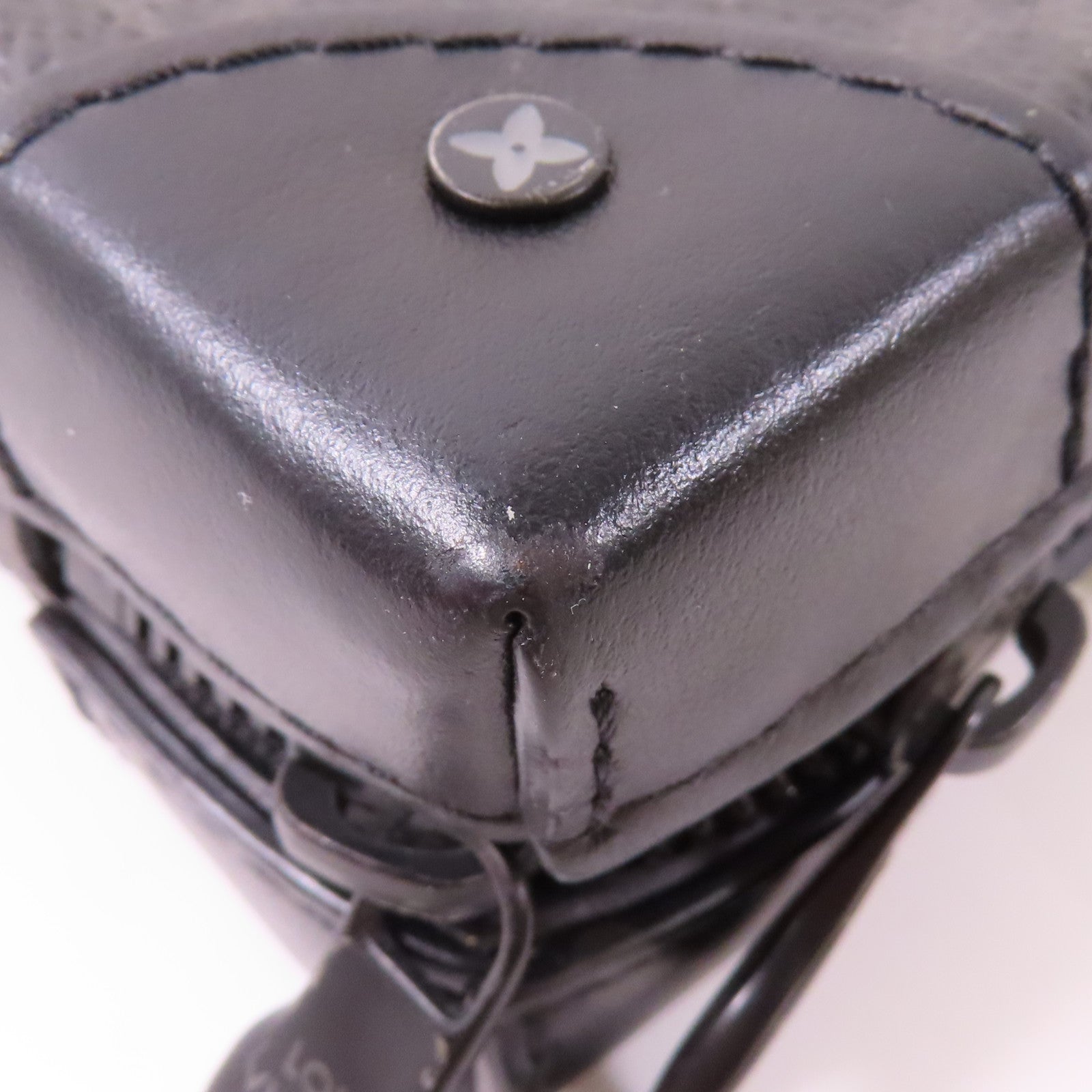 LOUIS VUITTON LV Soft Trunk Wallet Shoulder Bag M69838 Monogram Eclipse Black