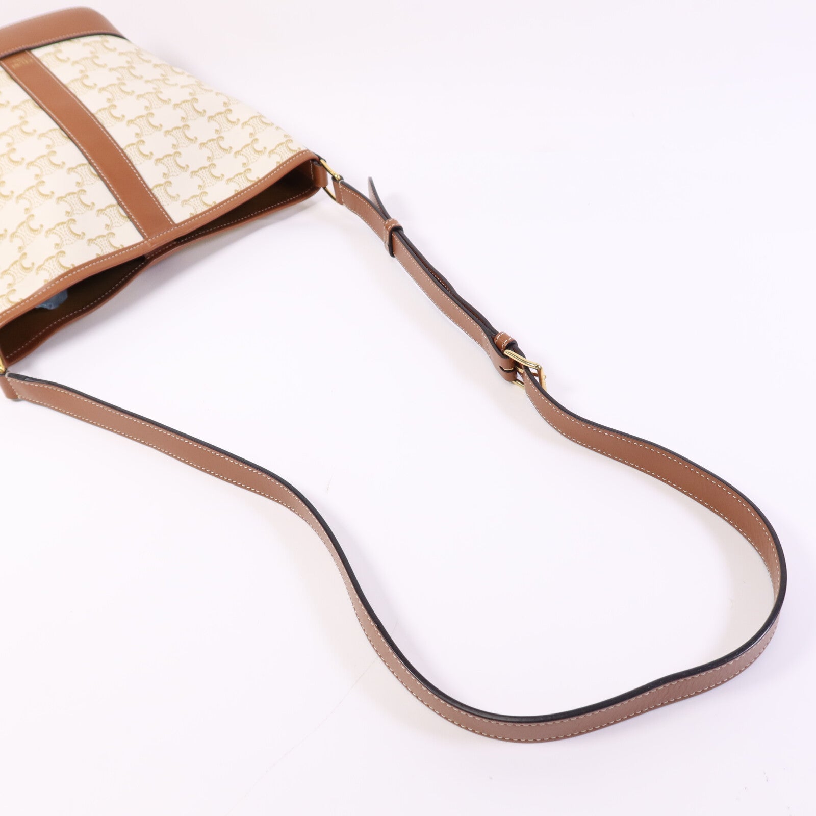 CELINE 塗層帆布Triomphe Bucket金扣肩背袋