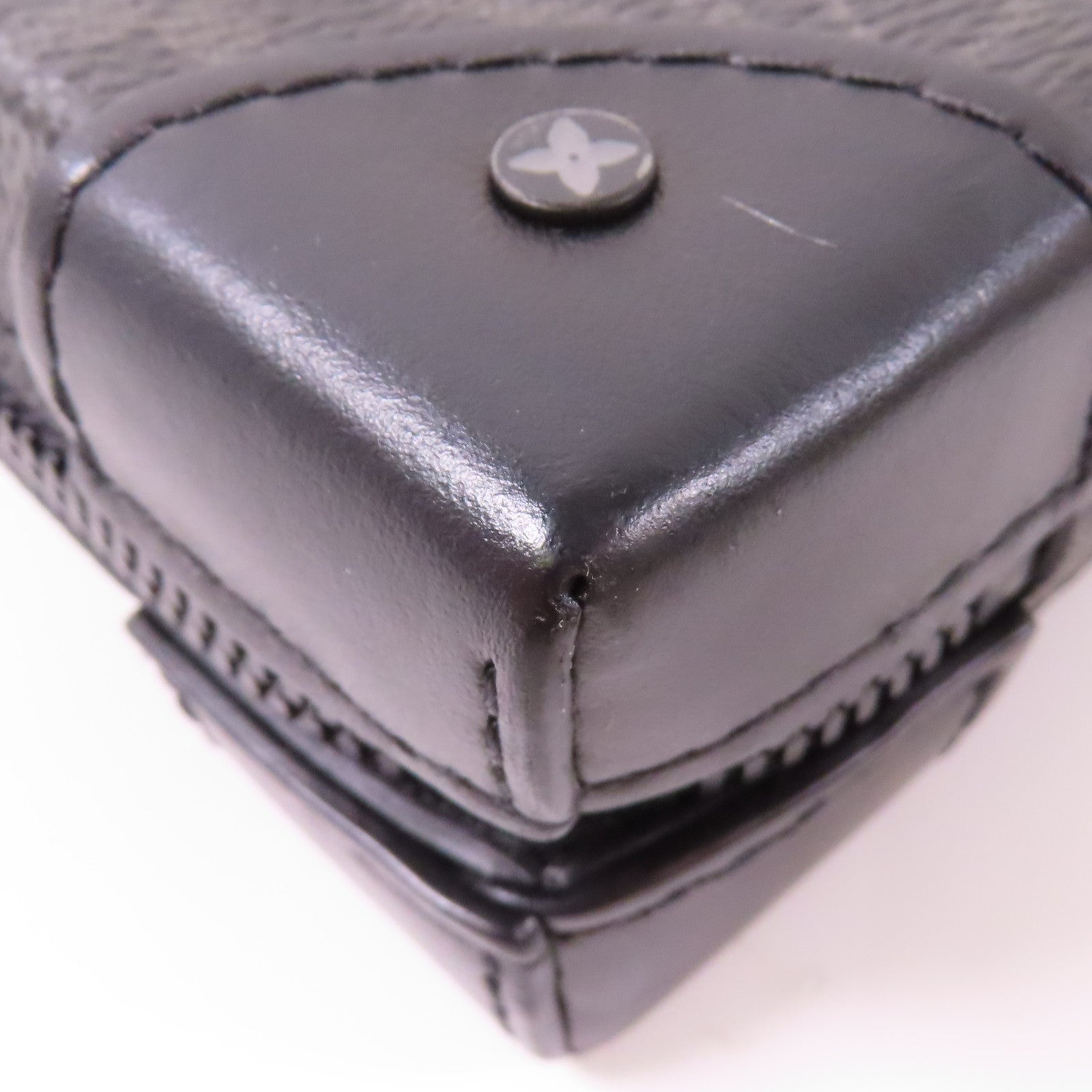 LOUIS VUITTON LV Soft Trunk Wallet Shoulder Bag M69838 Monogram Eclipse Black