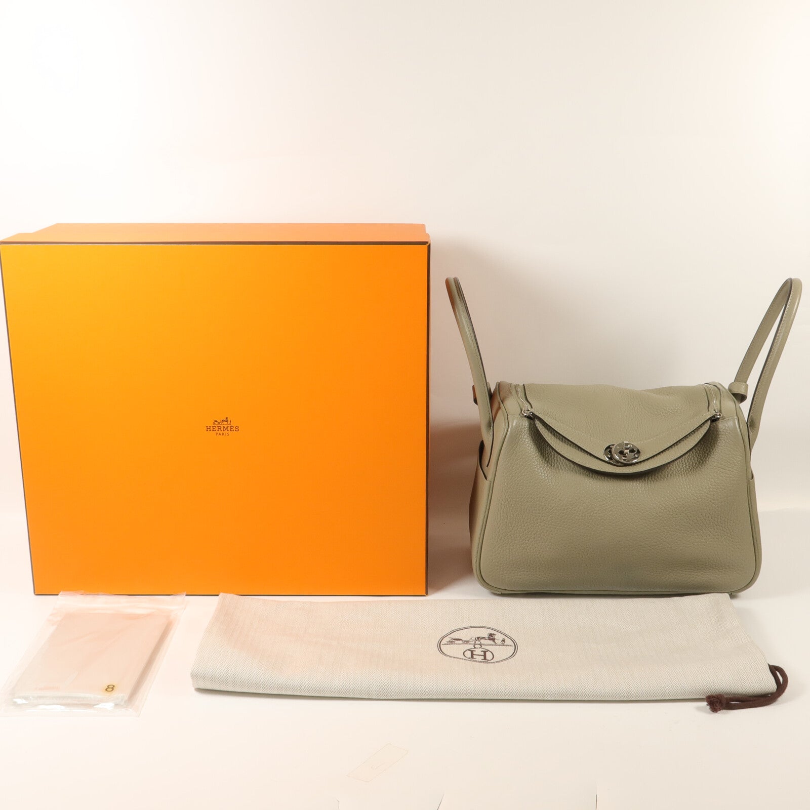 HERMES Clemence皮革Lindy 26手挽肩背兩用袋Sauge