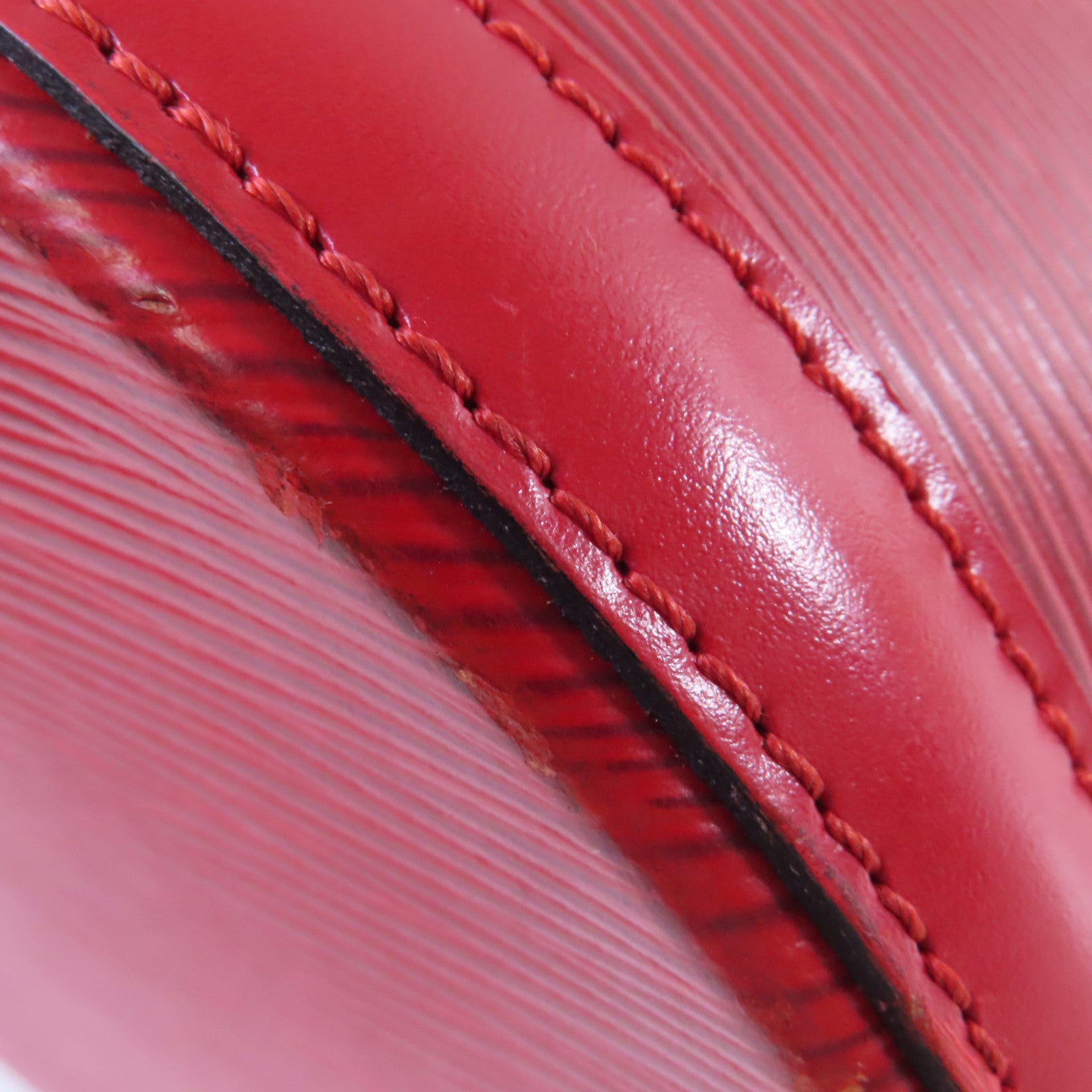 LOUIS VUITTON 【清倉大減價】Epi Cluny Shoulder Bag金扣肩背袋紅色