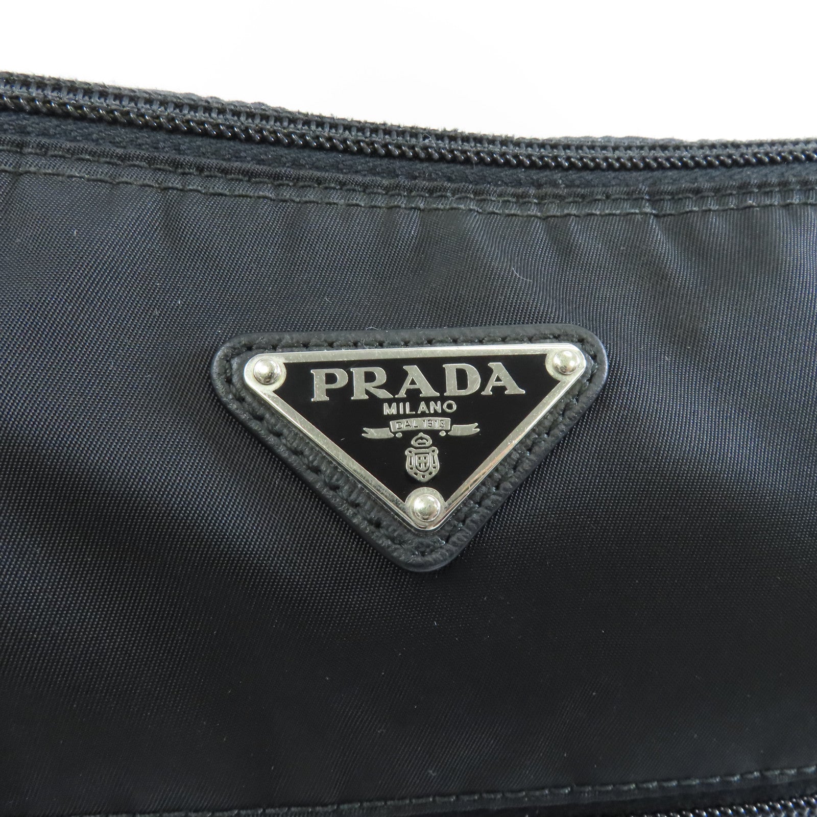 PRADA 尼龍Shoulder Bag銀扣肩背袋黑色