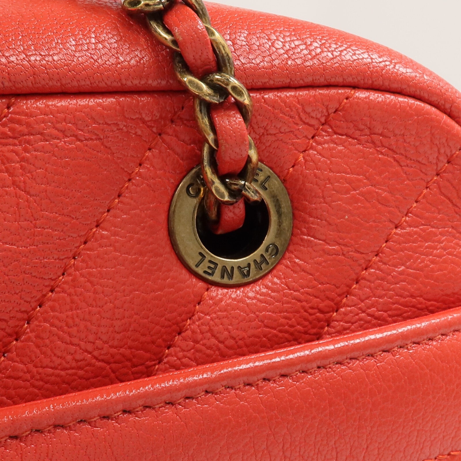 CHANEL 牛皮皮革Camera Bag金扣鏈帶肩背袋