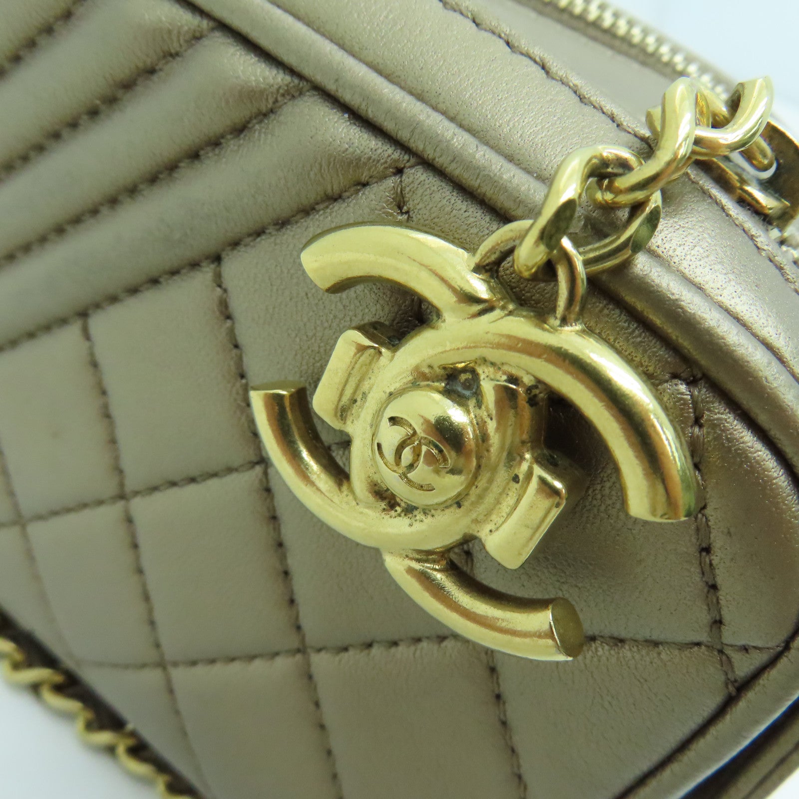 CHANEL 【激減優惠】菱格羊皮皮革Chain Shoulder金扣鏈帶肩背袋金色